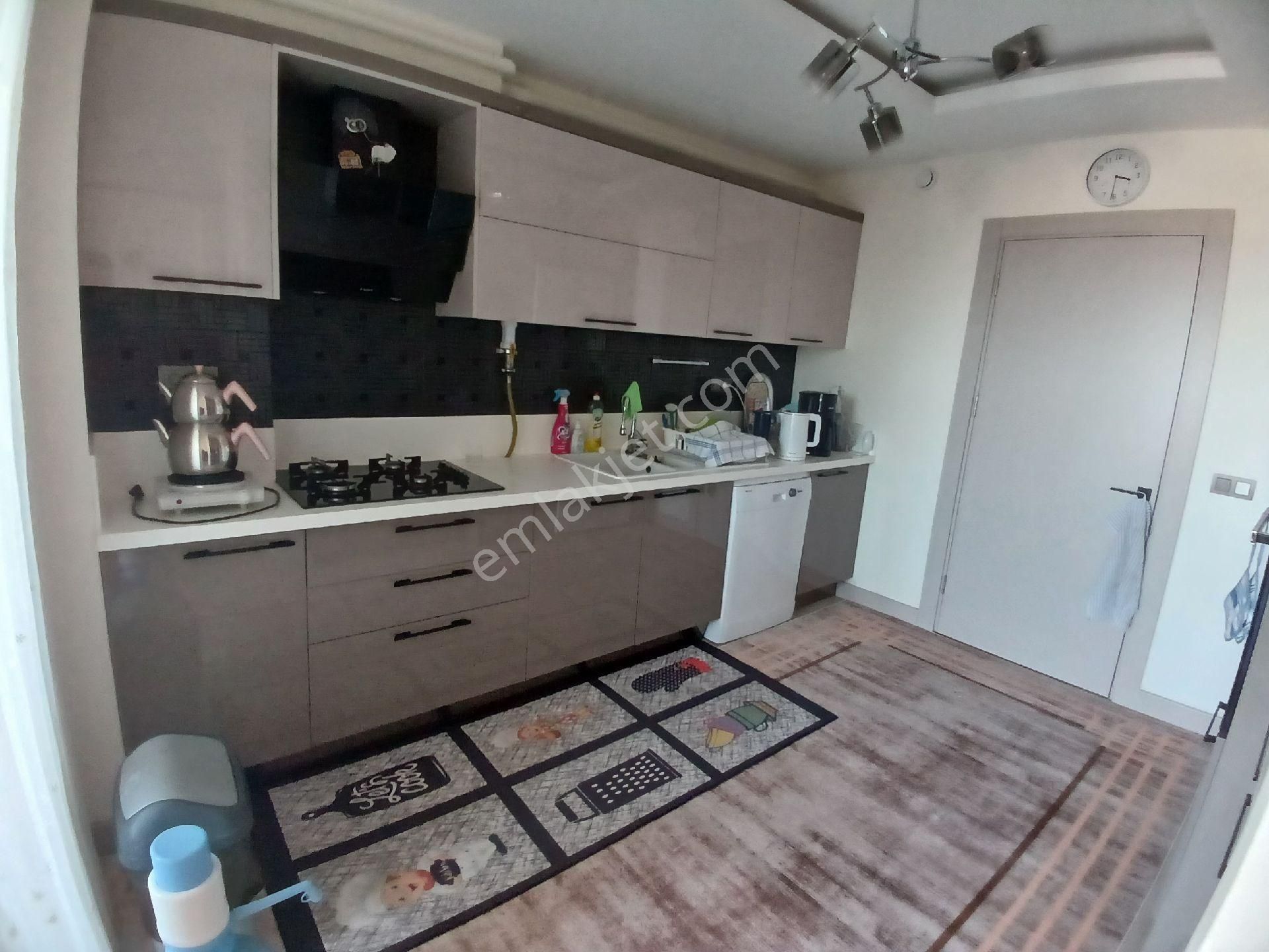 Kuşadası İkiçeşmelikte Satılık 3+1 Daire - Görsel 13