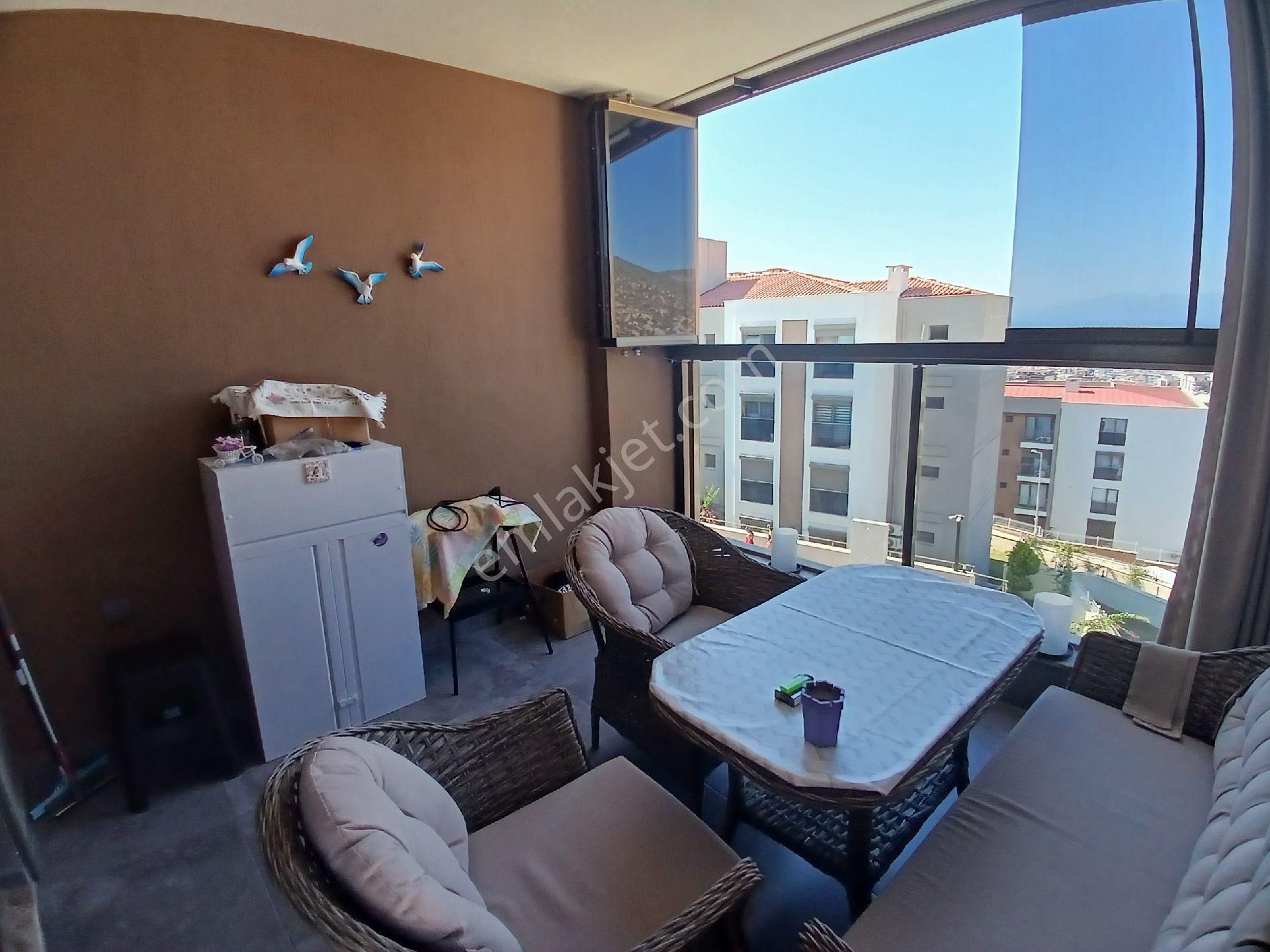 Kuşadası İkiçeşmelikte Satılık 3+1 Daire - Görsel 16