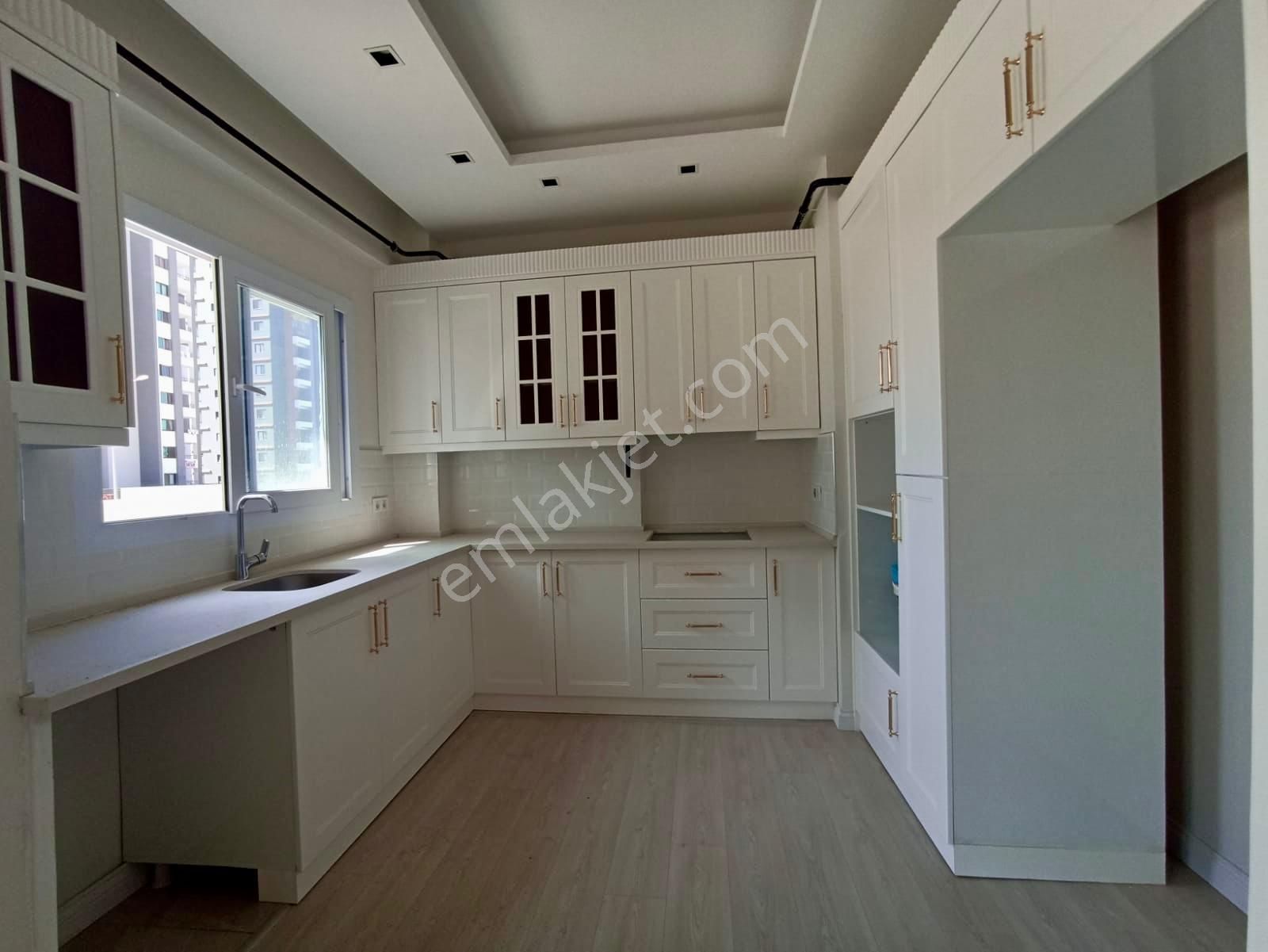 Arve'den Akdeniz Mah. Mühteşem Lokasyonda Satılık 3+1 Lüks Daire - Görsel 6