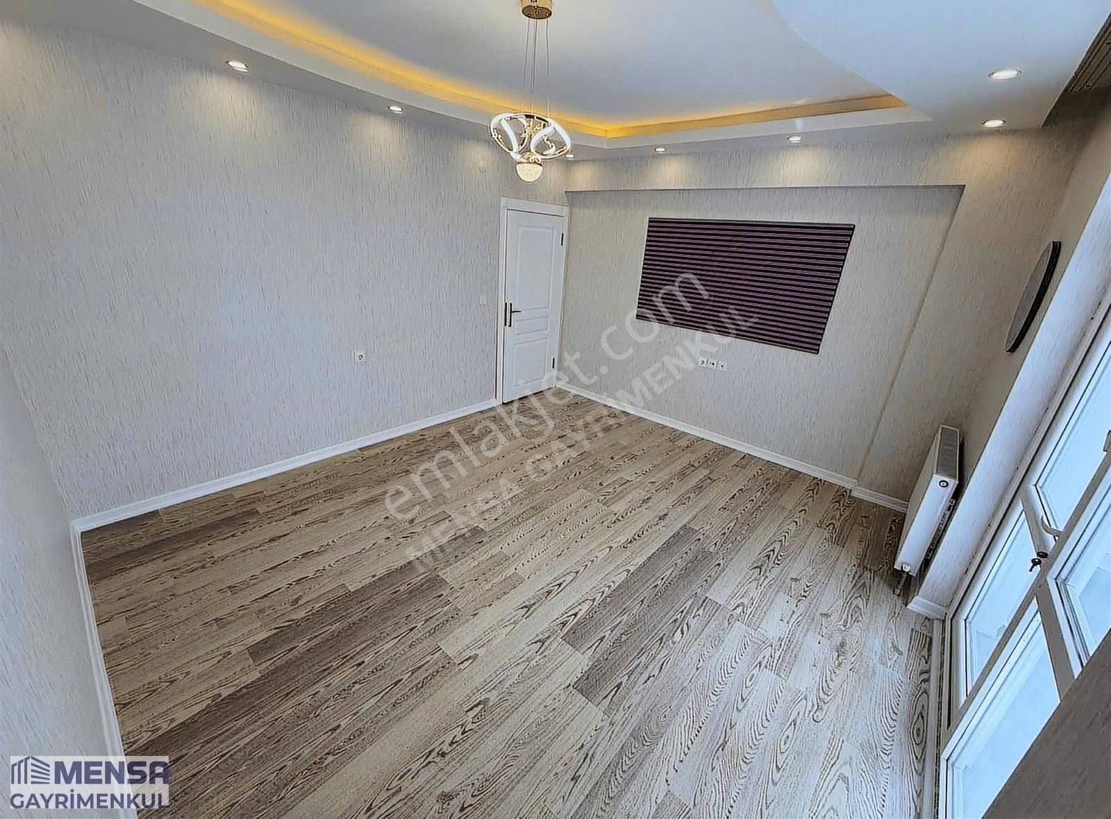 Mensa'dan Karakaya Mah. Masrafsız Çift Balkonlu Merkezi Konumda - Görsel 14