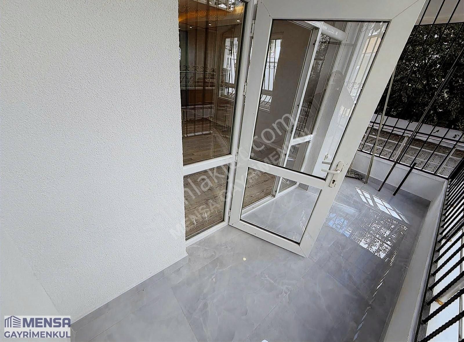 Mensa'dan Karakaya Mah. Masrafsız Çift Balkonlu Merkezi Konumda - Görsel 10