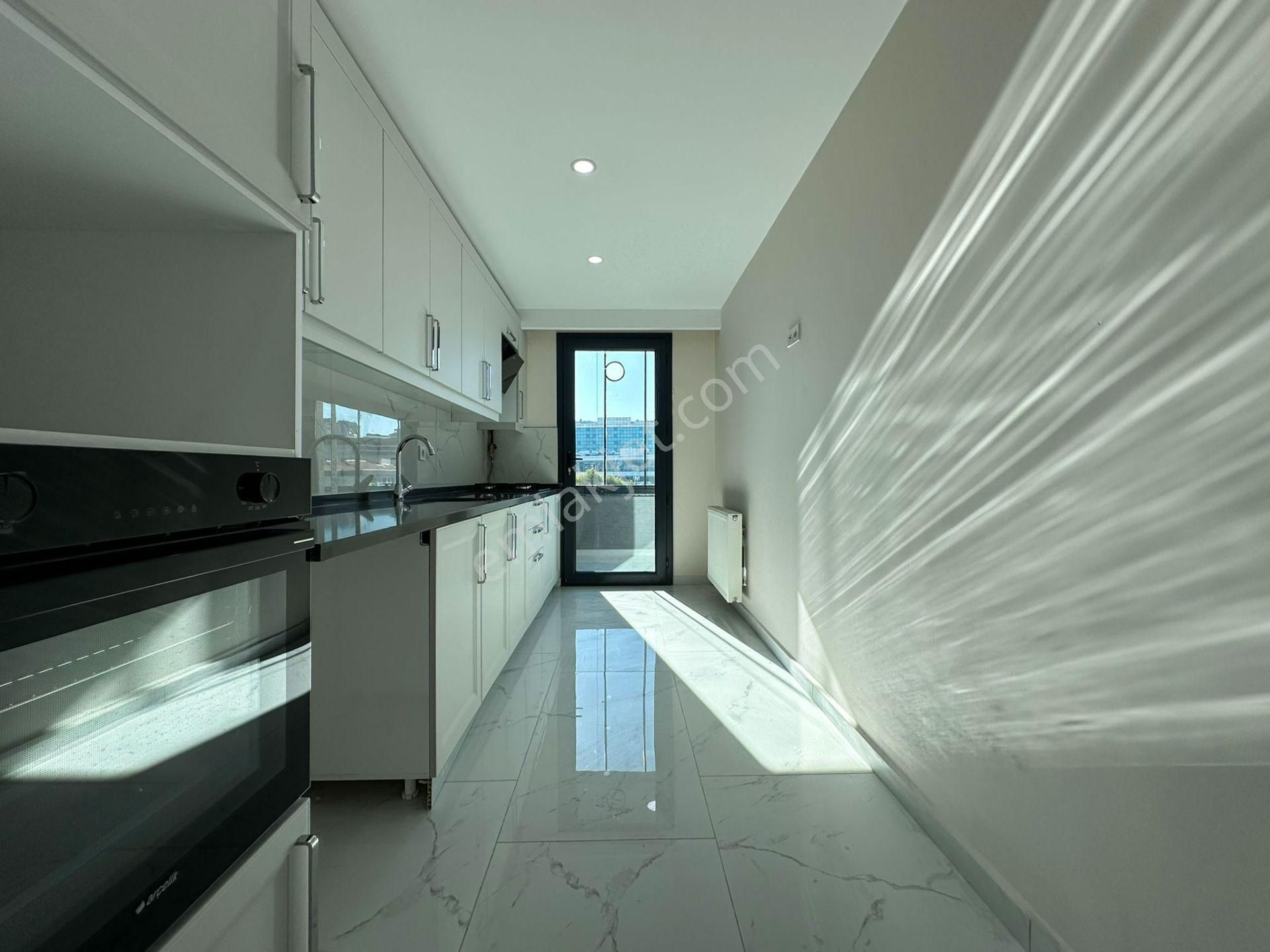 Marcity'den Bahçelievler Hastanesi Yakını, 3+1 6.kat 144m² Lüx - Görsel 6