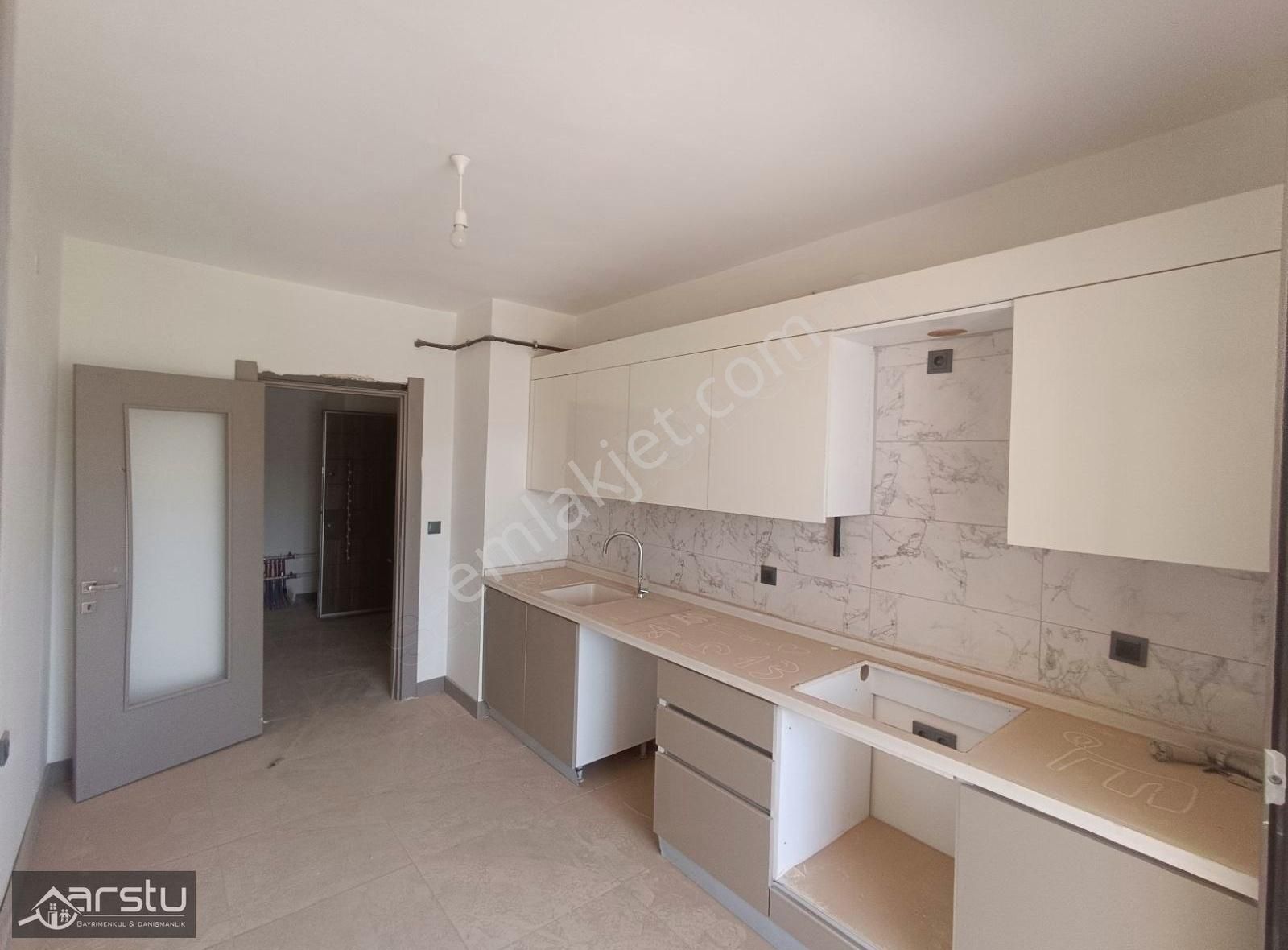 Arstu Gayrimenkul Berkan'dan İndere Toki'de Kiralık 3+1 Daire