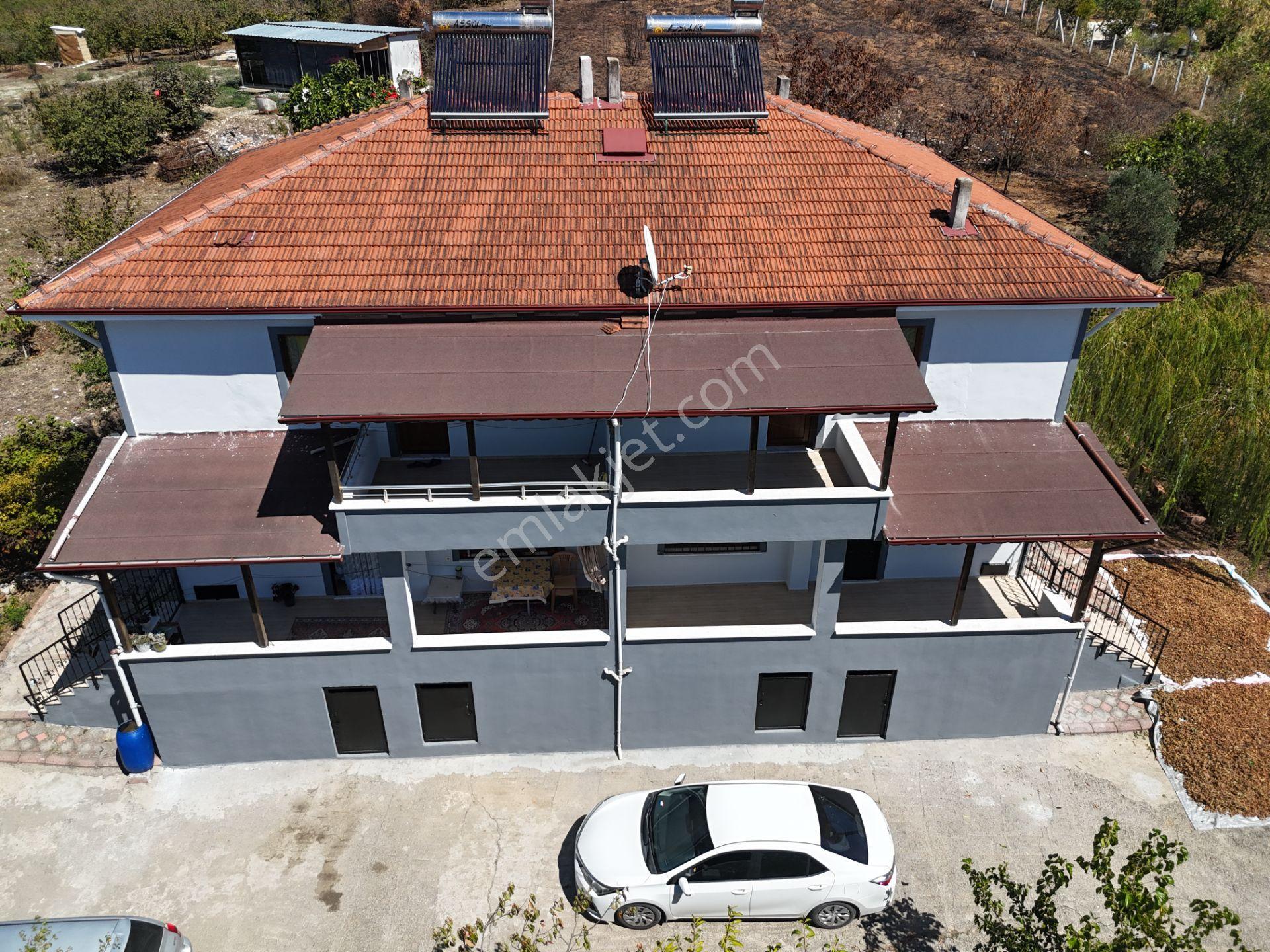 Re/max Maviden 2650 M2 Arsa Üzerinde 2 Adet Yeni 4+1 Müstakil Ev - Görsel 5