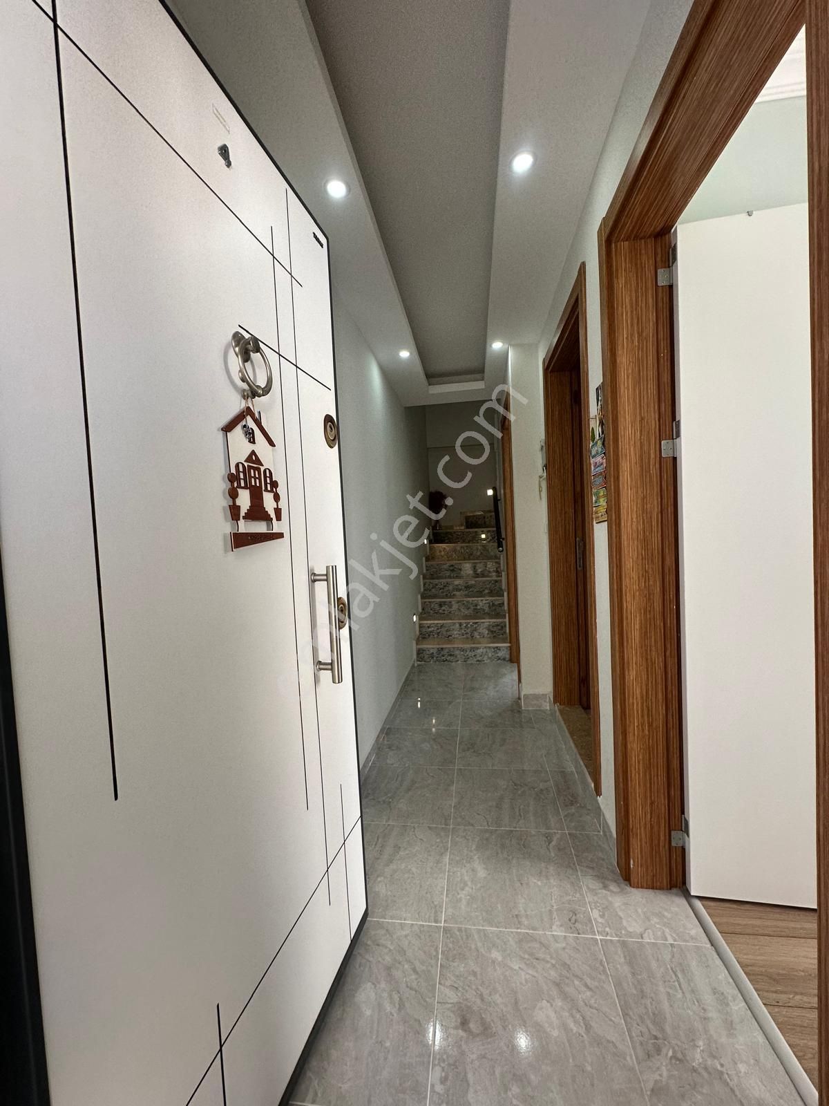 Didim Efeelerde 4+1 Geniş Dubleks Daire - Görsel 5