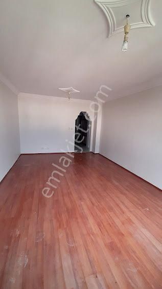 Küçükçekmece Atakent 2.etap Ta Arakat Satılık 3+1 95m2 Daire