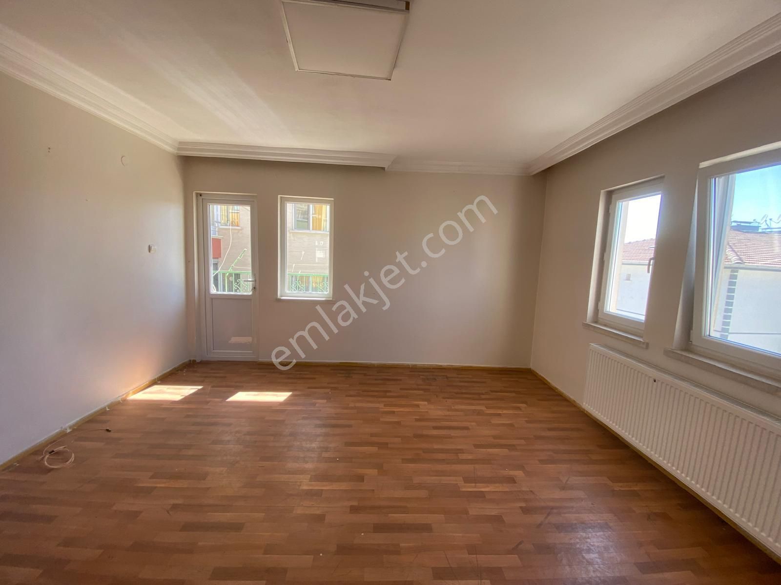 Koza Emlak'tan Tandoğan Mahalesinde Ara Katta Bağımsız Üç Cepheli 3+1 Satılık Dairee - Görsel 9