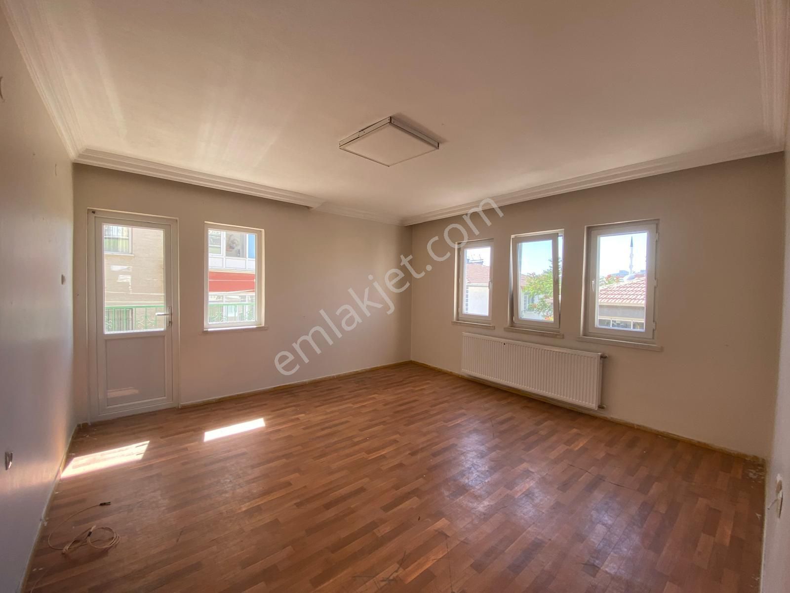 Koza Emlak'tan Tandoğan Mahalesinde Ara Katta Bağımsız Üç Cepheli 3+1 Satılık Dairee - Görsel 11