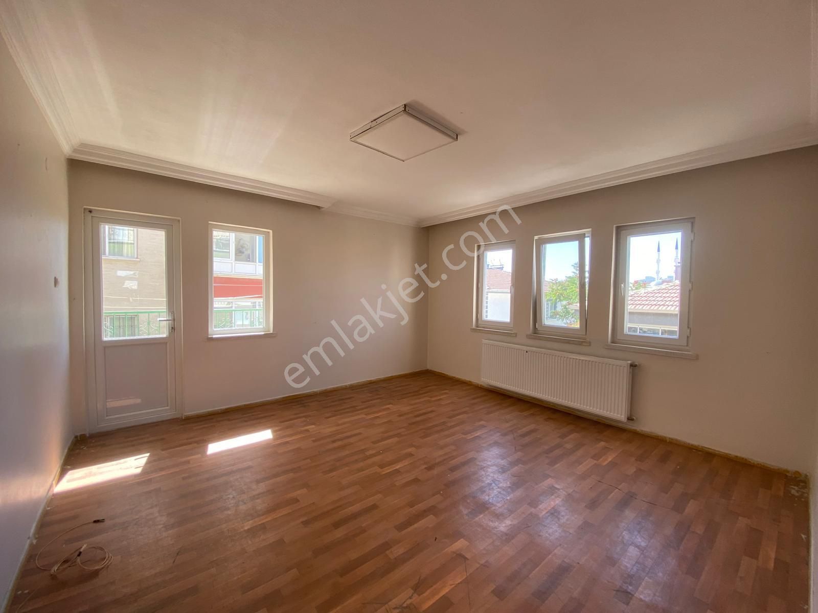 Koza Emlak'tan Tandoğan Mahalesinde Ara Katta Bağımsız Üç Cepheli 3+1 Satılık Dairee - Görsel 12