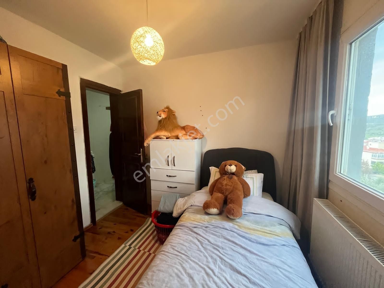 Yenifoçada Müstakil Ev Ve Konut İmarlı Satılık Arsa - Görsel 20