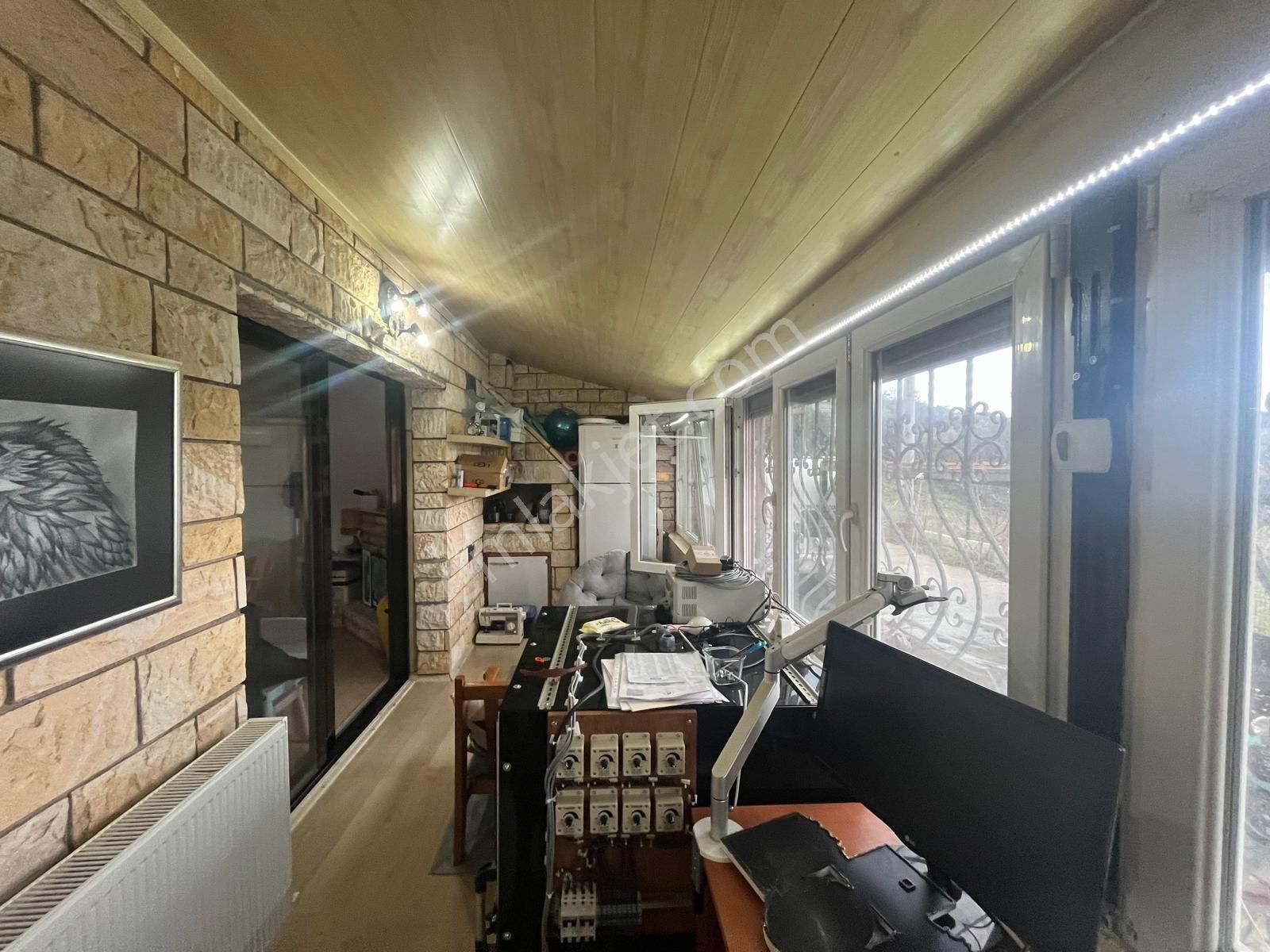 Yenifoçada Müstakil Ev Ve Konut İmarlı Satılık Arsa - Görsel 9