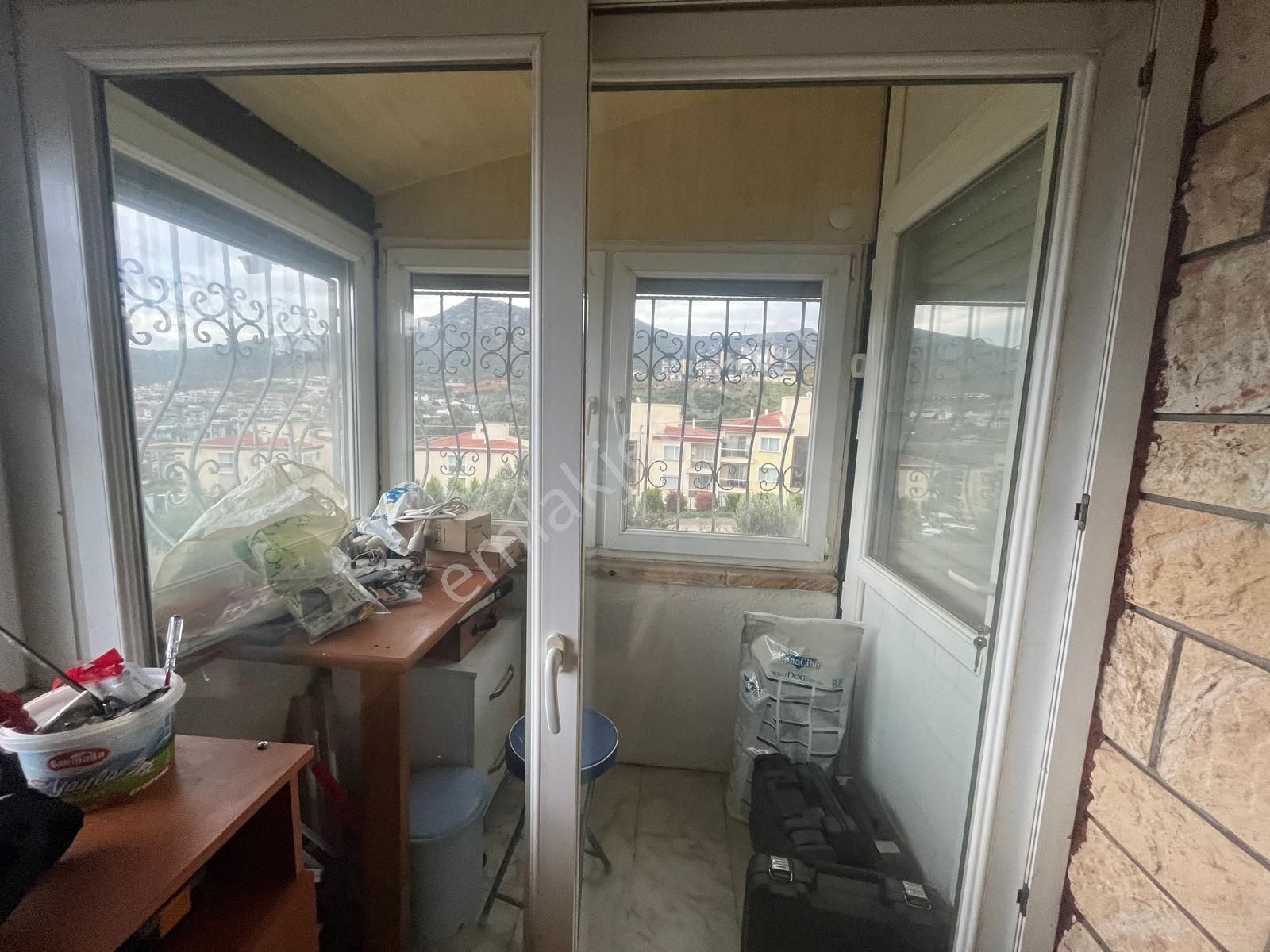 Yenifoçada Müstakil Ev Ve Konut İmarlı Satılık Arsa - Görsel 11