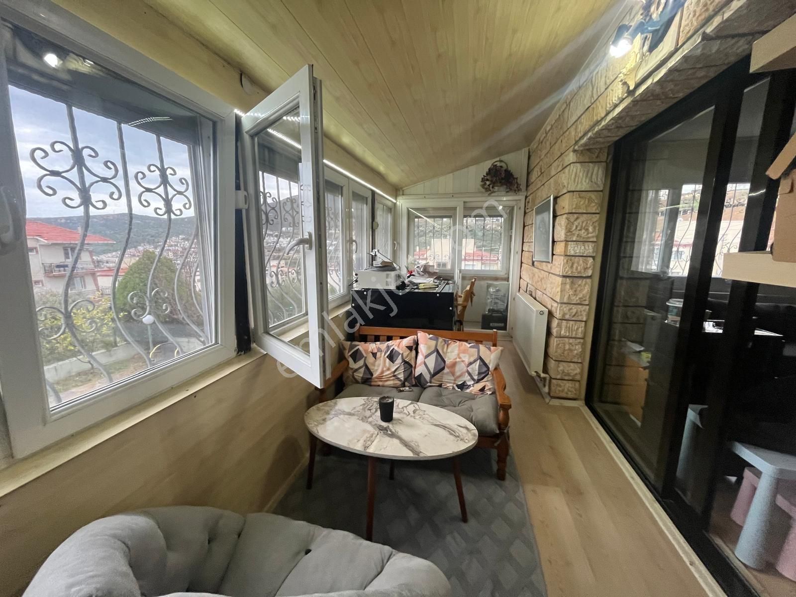 Yenifoçada Müstakil Ev Ve Konut İmarlı Satılık Arsa - Görsel 10