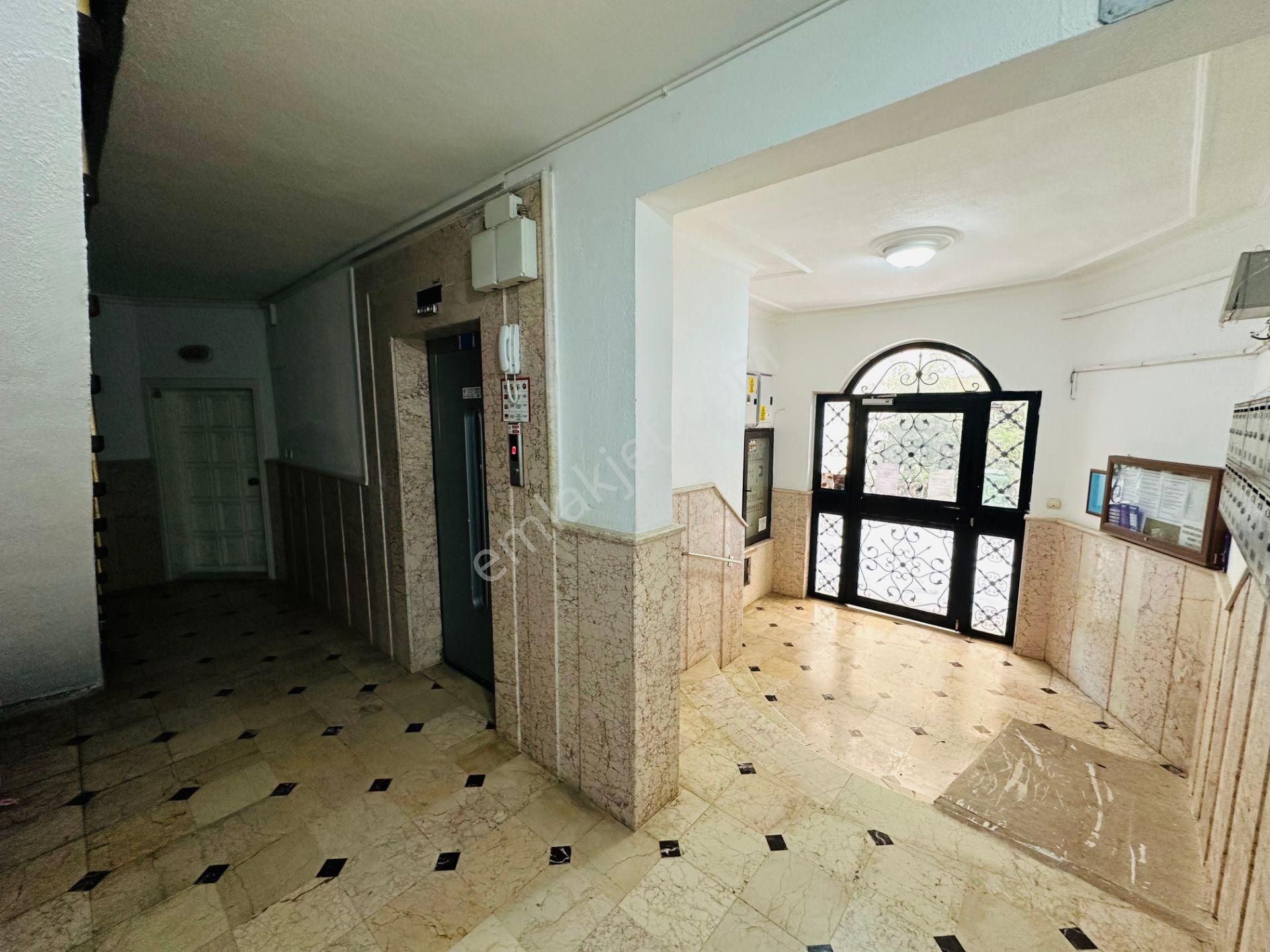 Emlakparktan Obada Denize Sıfır Manzaralı Masrafsız 2+1 Daire - Görsel 34