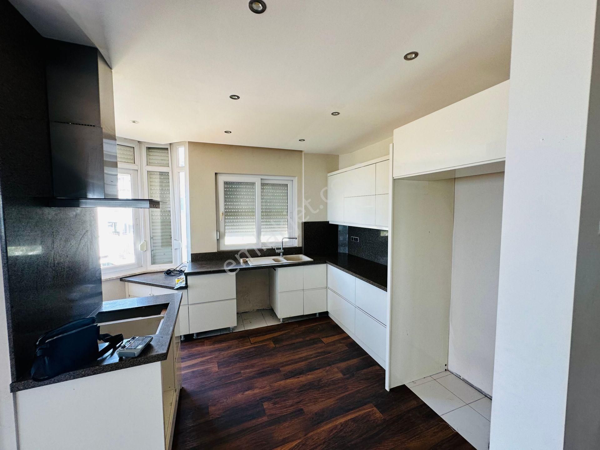 Emlakparktan Obada Denize Sıfır Manzaralı Masrafsız 2+1 Daire - Görsel 25