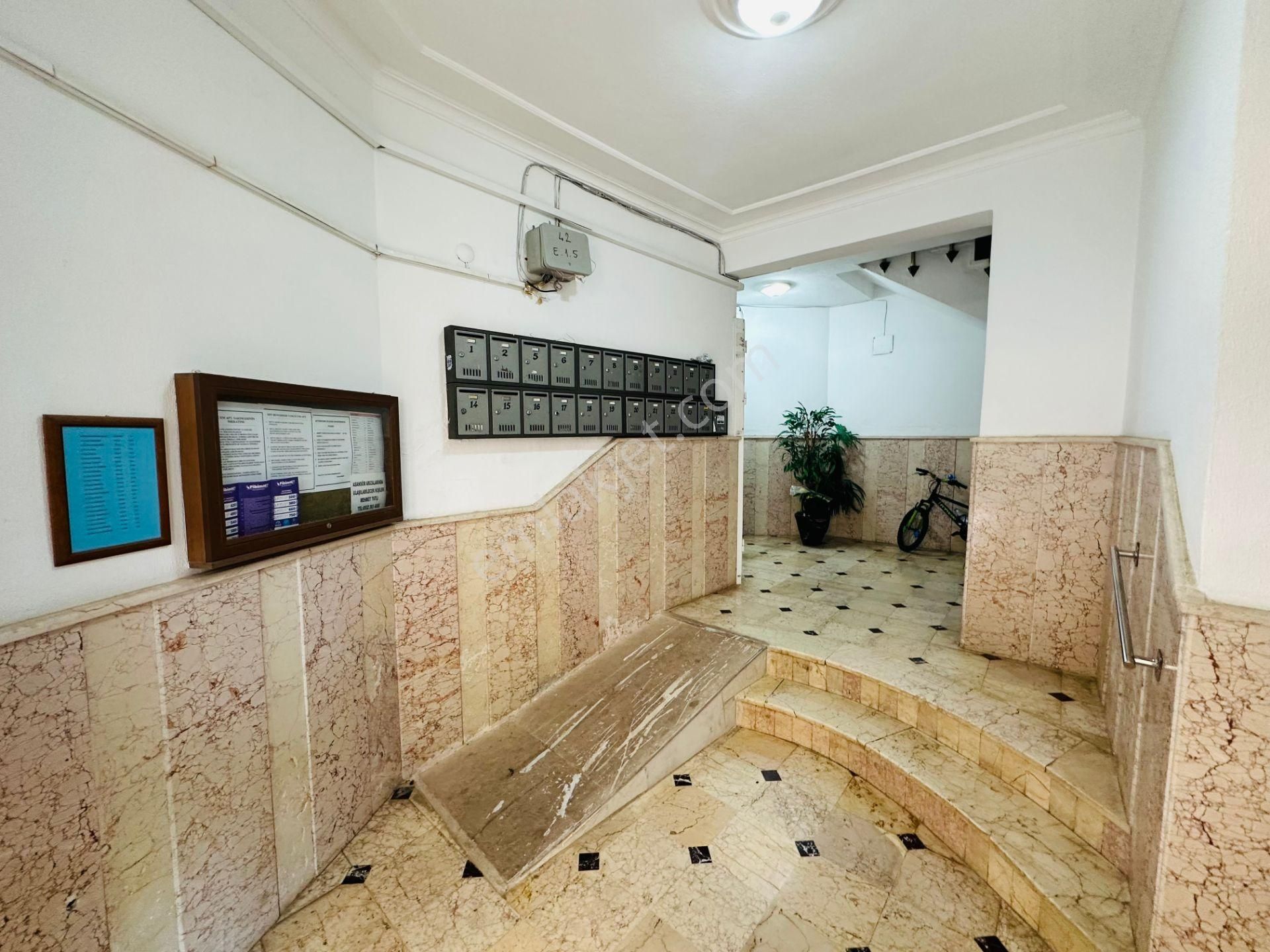 Emlakparktan Obada Denize Sıfır Manzaralı Masrafsız 2+1 Daire - Görsel 35