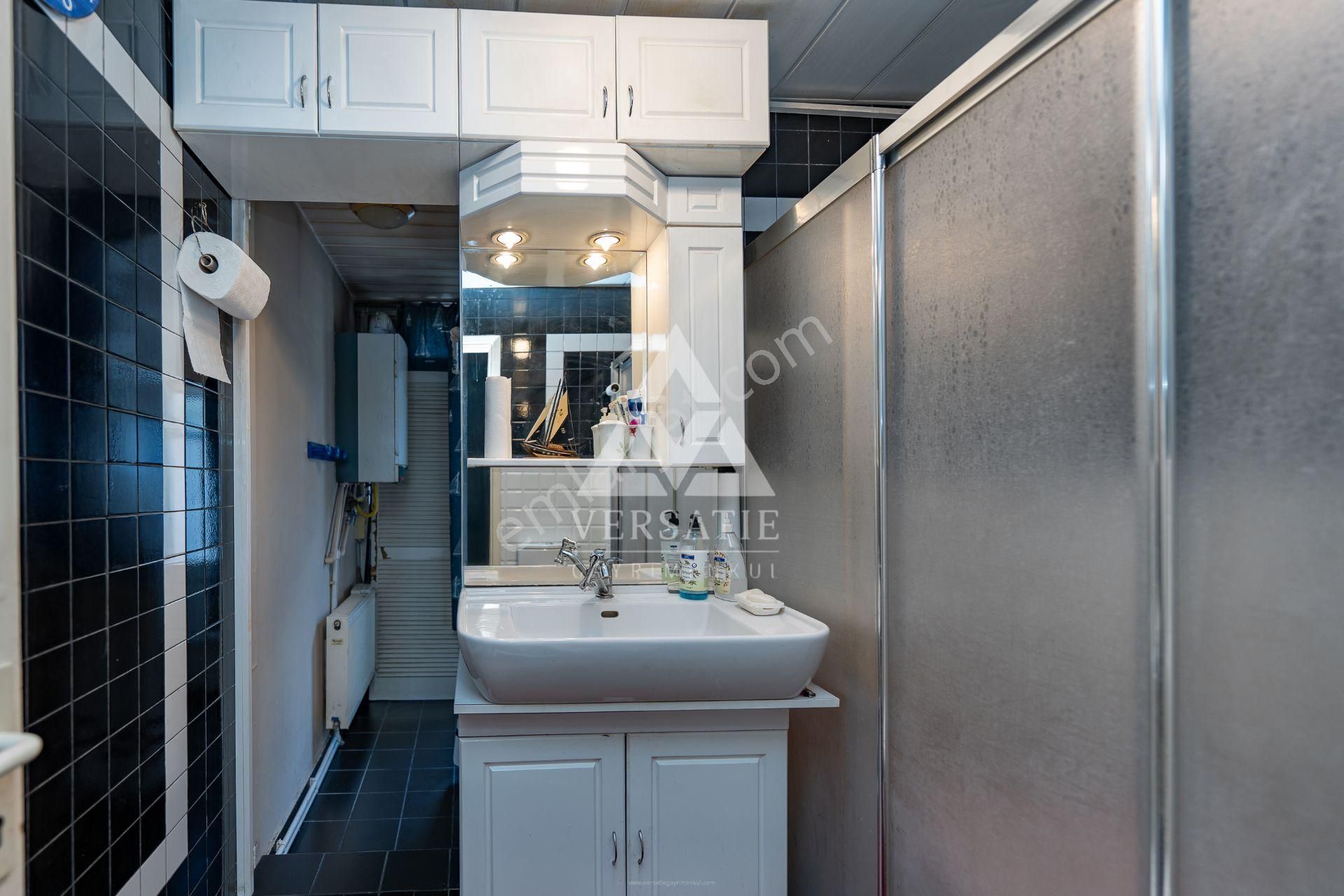 Rumelihisarı Muhteşem Manzara,teras Ve Rıhtımlı 2+1 Yalı Dairesi - Görsel 29