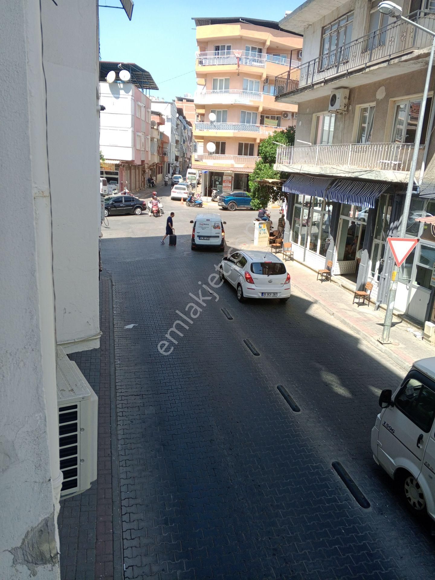 Nazilli Şahin Emlaktan Turan Mh.satılık Daire