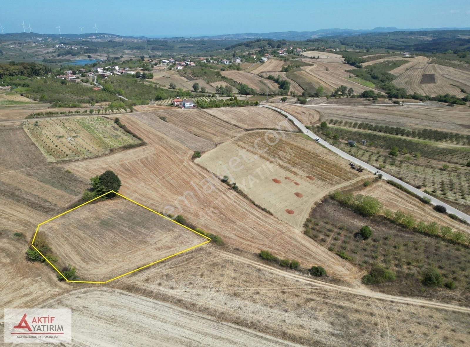 Hediyeli Mahallesi'nde Yerleşim Kenarında 2571 M2 Satılık Tarla