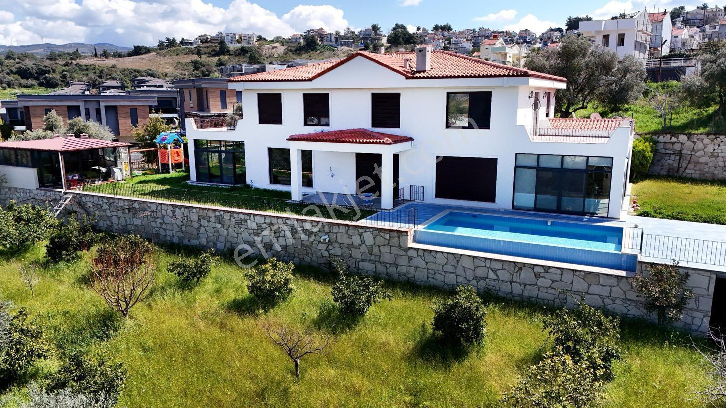 Kuşadası'nın En Gözde Villalarından 2500 M2 Arsa İçersinde Lüks Villa - Görsel 11