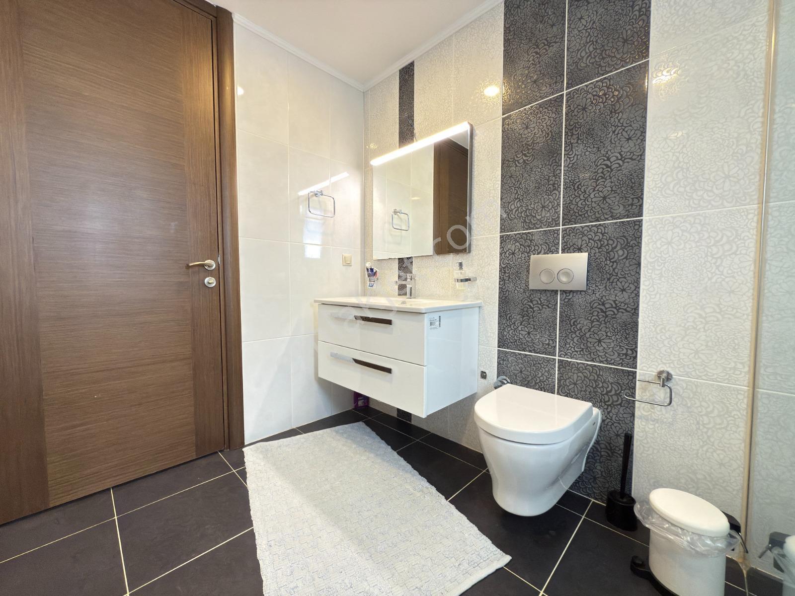 Kuşadası'nın En Gözde Villalarından 2500 M2 Arsa İçersinde Lüks Villa - Görsel 32