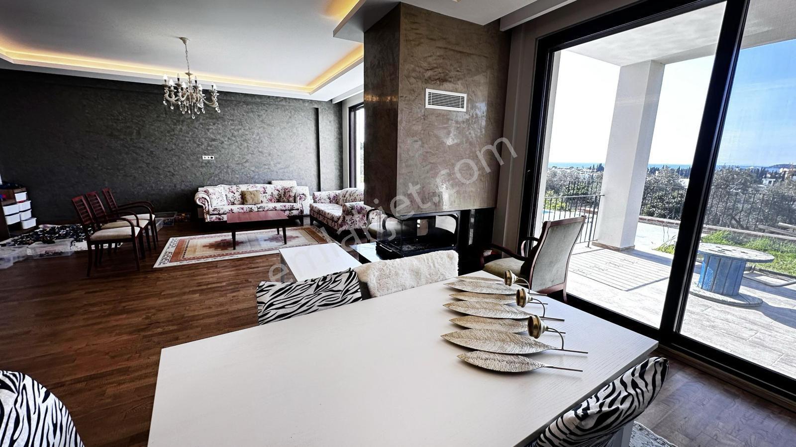 Kuşadası'nın En Gözde Villalarından 2500 M2 Arsa İçersinde Lüks Villa - Görsel 13