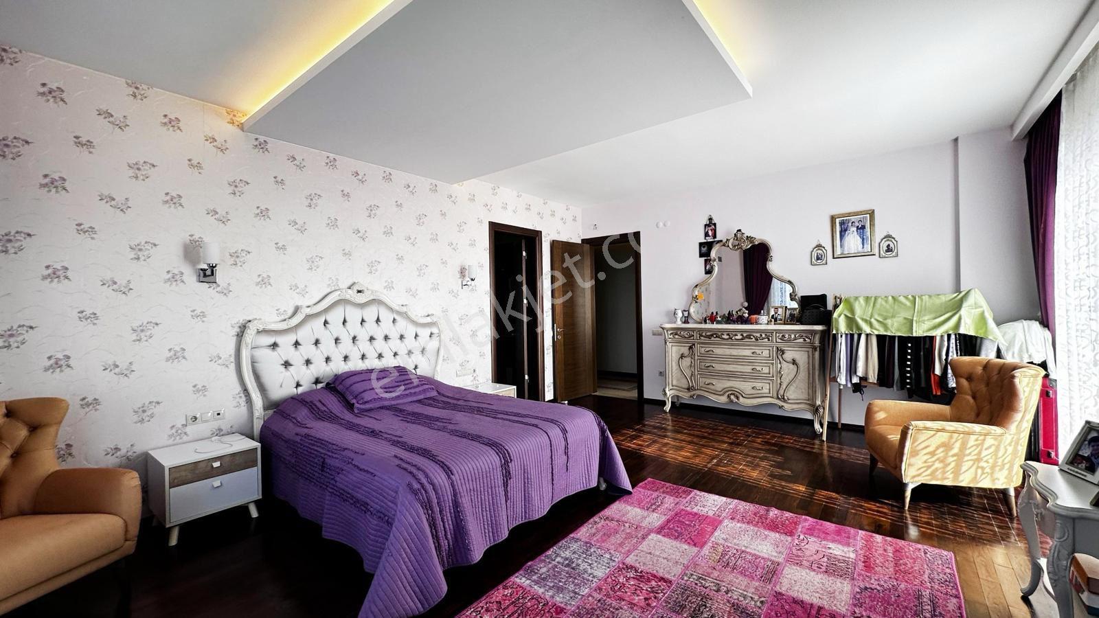 Kuşadası'nın En Gözde Villalarından 2500 M2 Arsa İçersinde Lüks Villa - Görsel 30