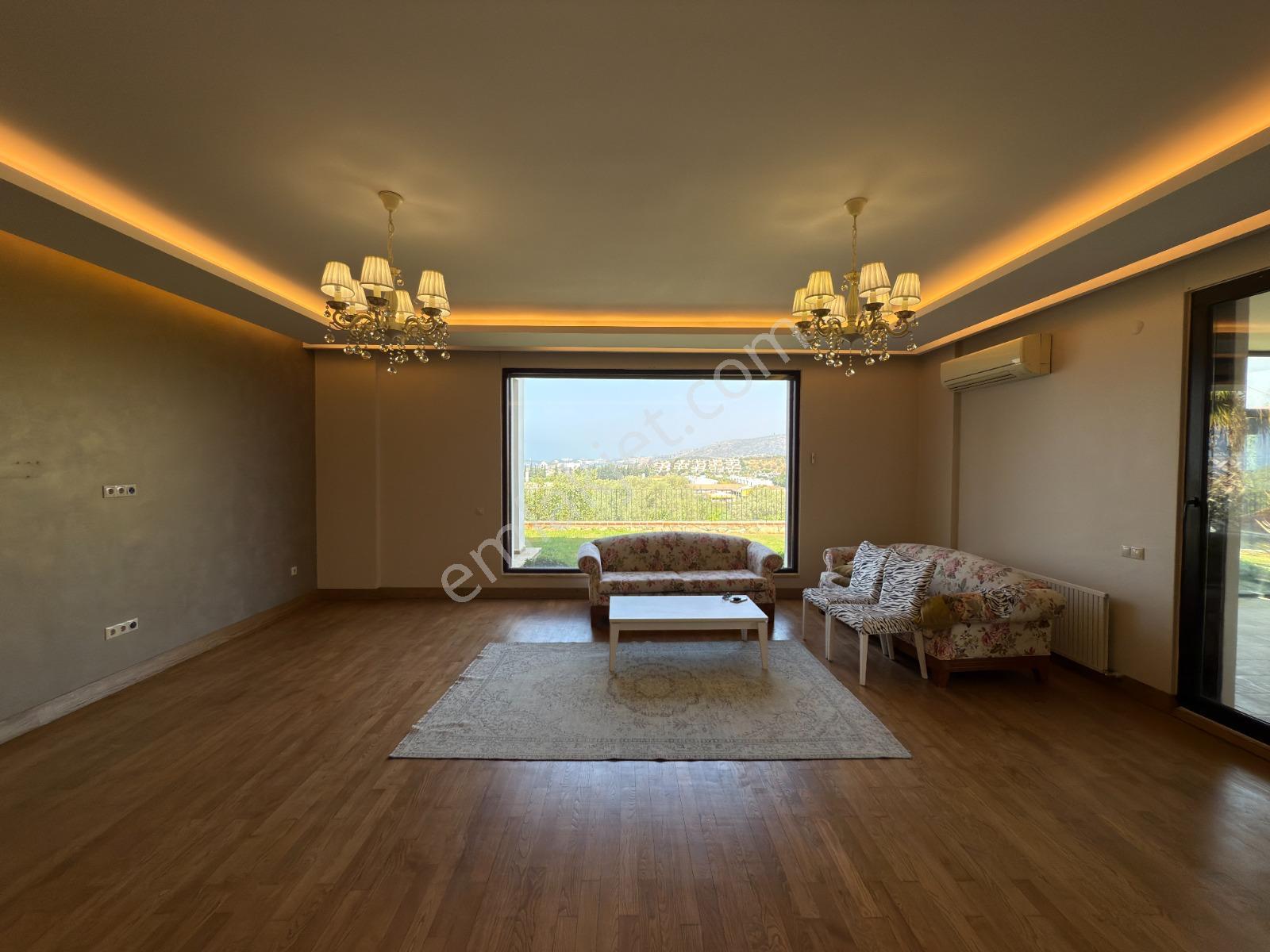 Kuşadası'nın En Gözde Villalarından 2500 M2 Arsa İçersinde Lüks Villa - Görsel 15