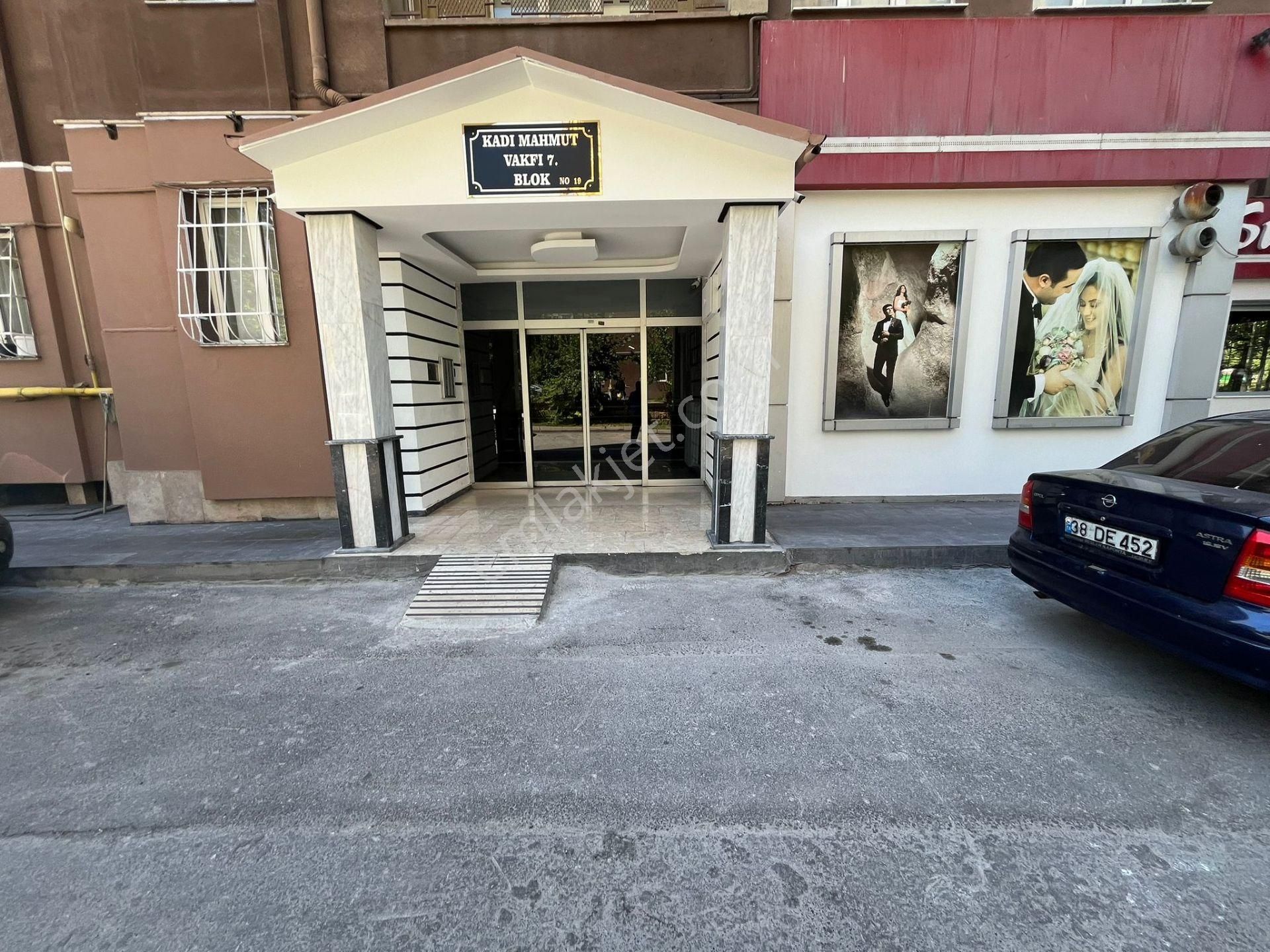 Alparslan Mah Geniş 4+1 260 M2 Mükemmel Lokasyon Satılık Daire - Görsel 5