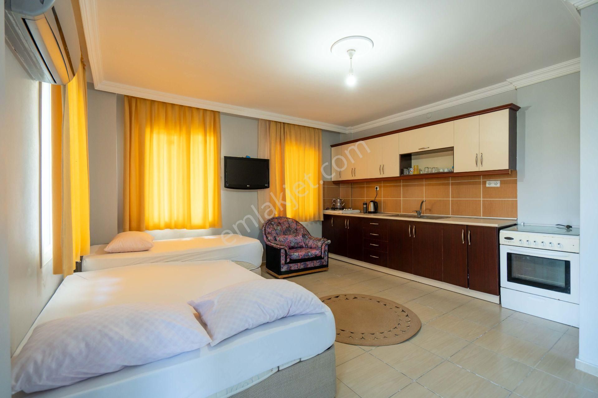 Ayvalık Sarımsaklı'da Mükemmel Konumda Satılık Bina - Görsel 17