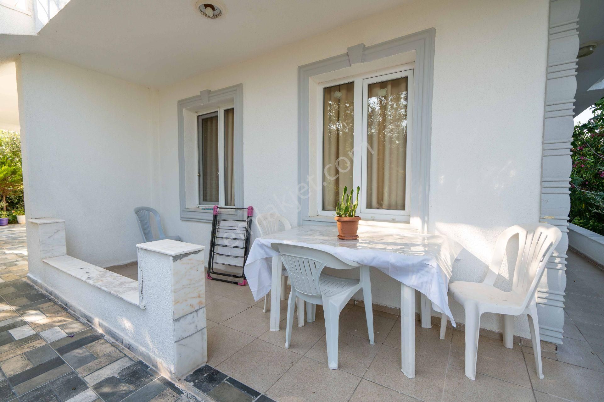 Ayvalık Sarımsaklı'da Mükemmel Konumda Satılık Bina - Görsel 16