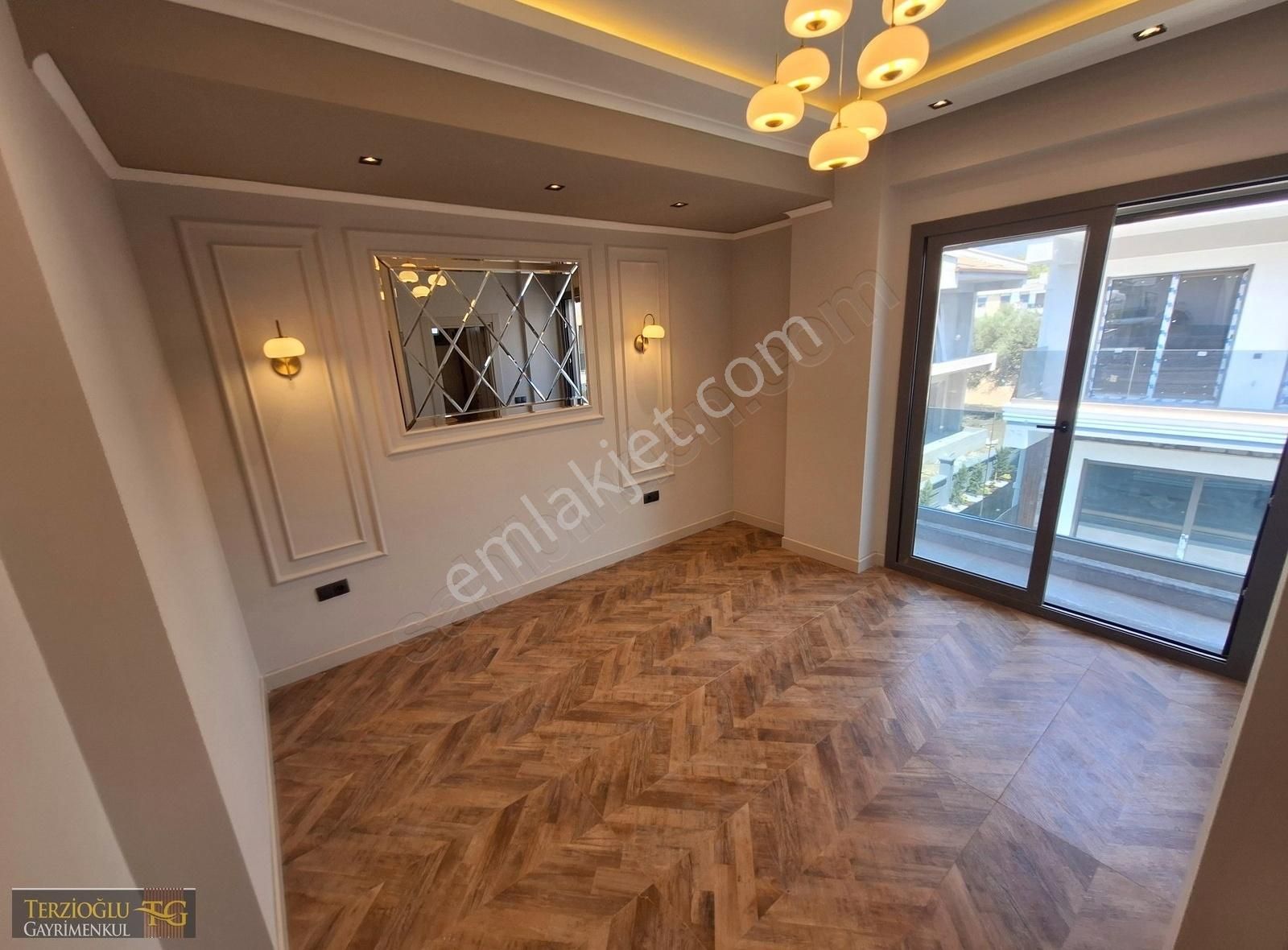 Terzioğlu'ndan Güre De Deniz Tarafı 350 M2 Arsada Havuzlu Villa - Görsel 30