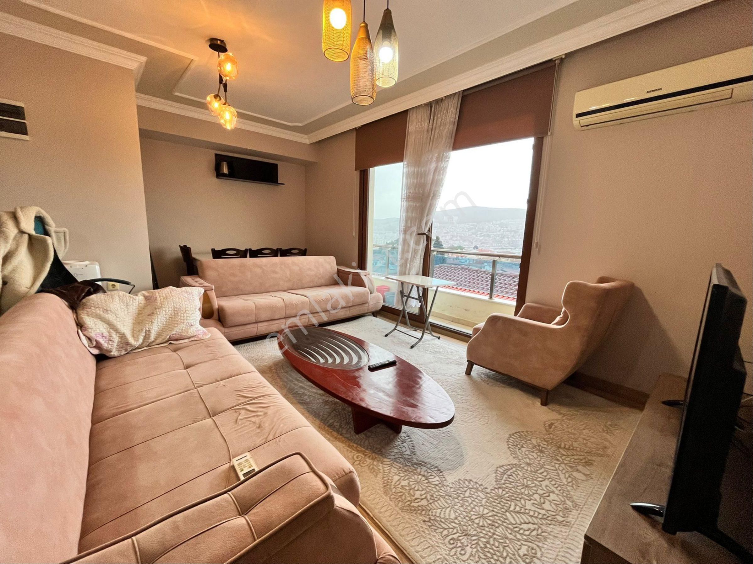 Kuşadası Deniz Manzaralı Eşyalı Kiralık Daire - Görsel 8