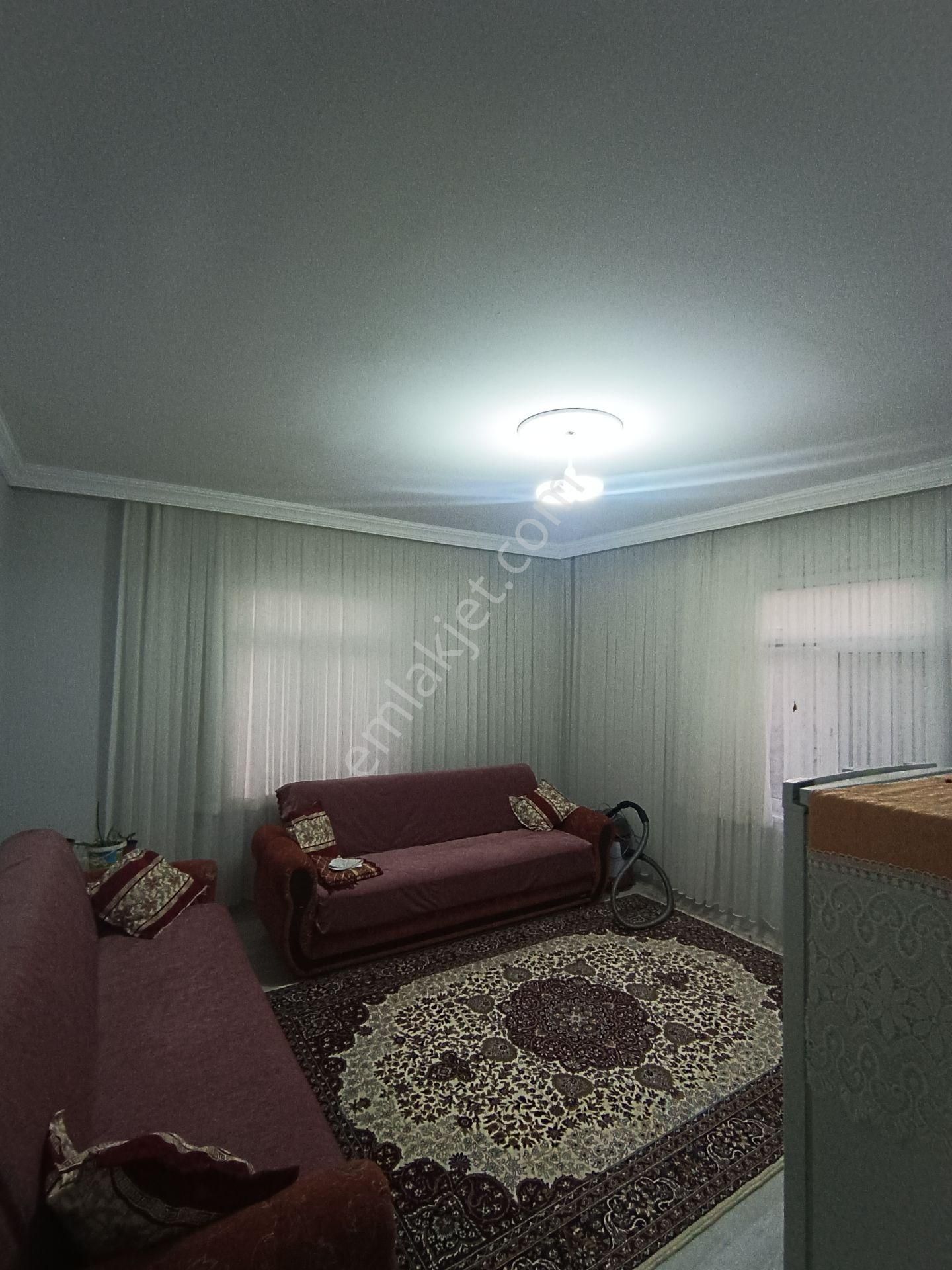 Hilal Emlak'tan 2 Katlı Müstakil Ev - Görsel 2