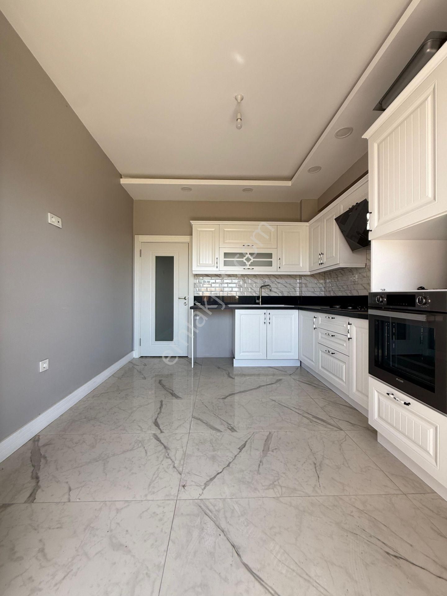 Silivri Yenimahalle'de Site İçerisinde 3+1 Sıfır Satılık Daire - Görsel 12