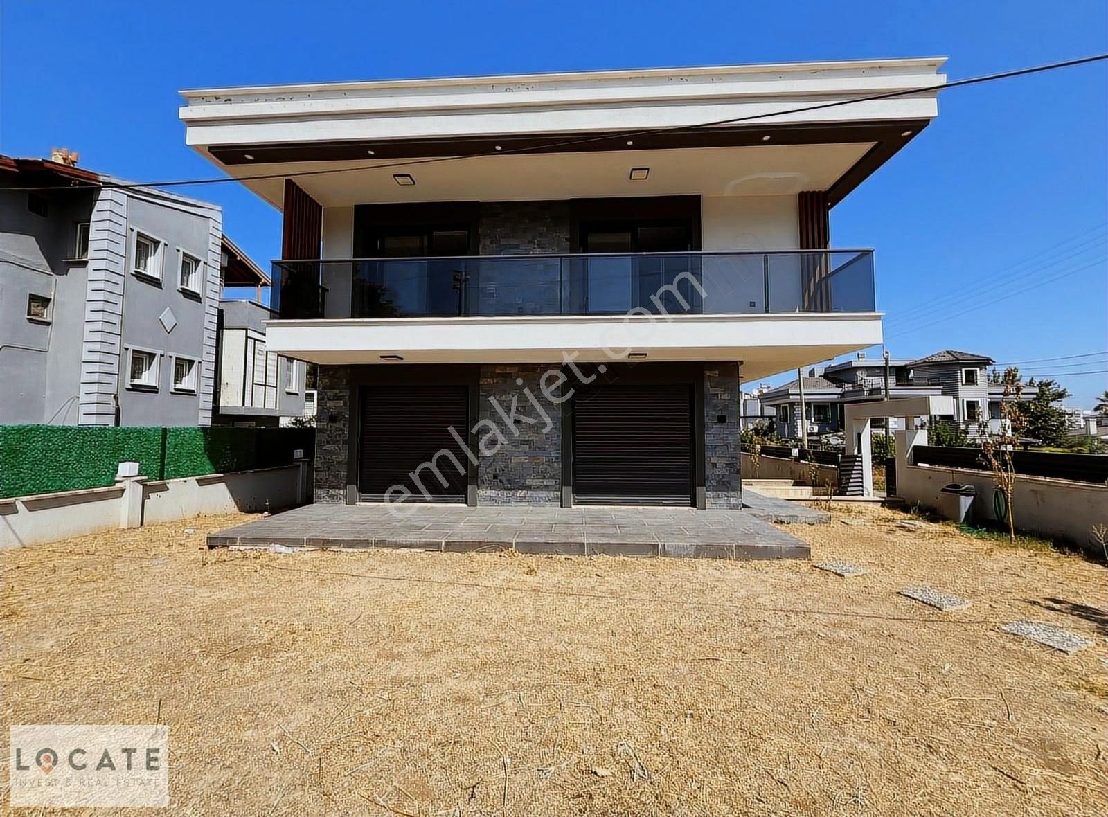 Locate'den Lüks Doğa Manzaralı Tam Müstakil Villa