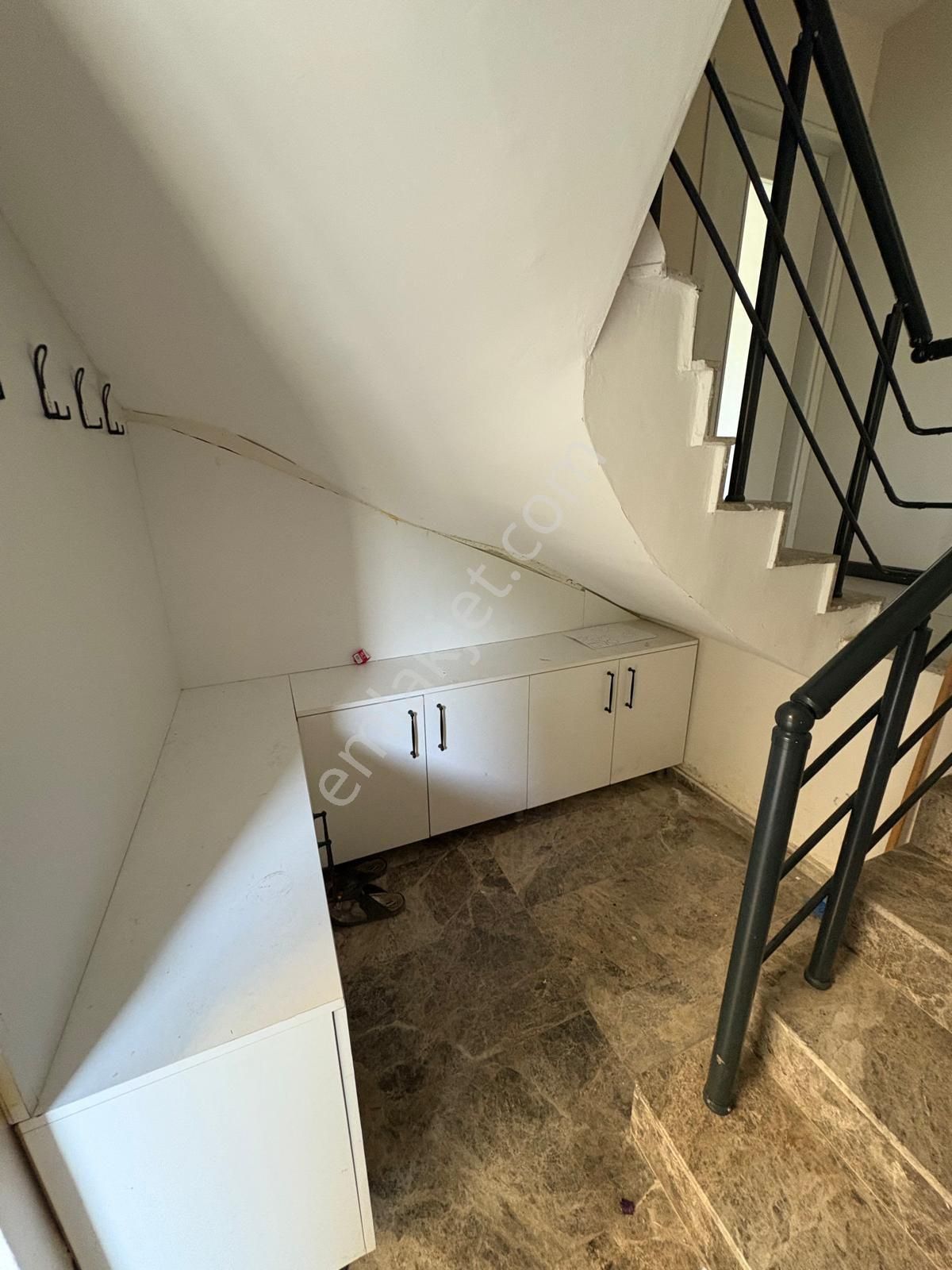 İnönü Mahallesi'nde 4+1 Havuzlu Yerden Isıtmalı Villa - Görsel 9