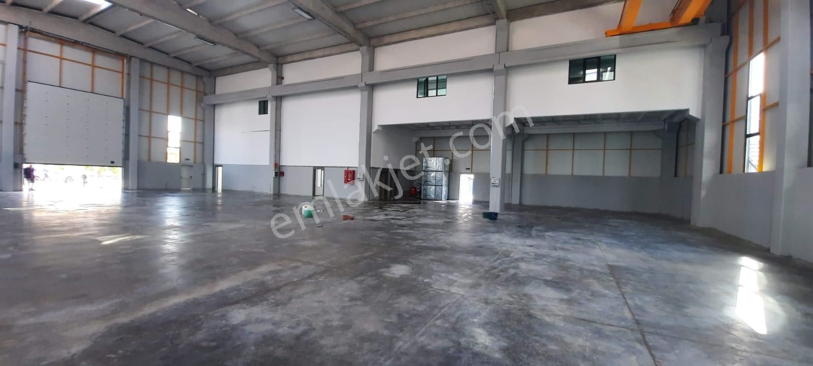 Ankara Başkent Osb'de 1150 M2+250 Kwa+vinç+kdv Avantajlı Kiralık Farbika - Görsel 3
