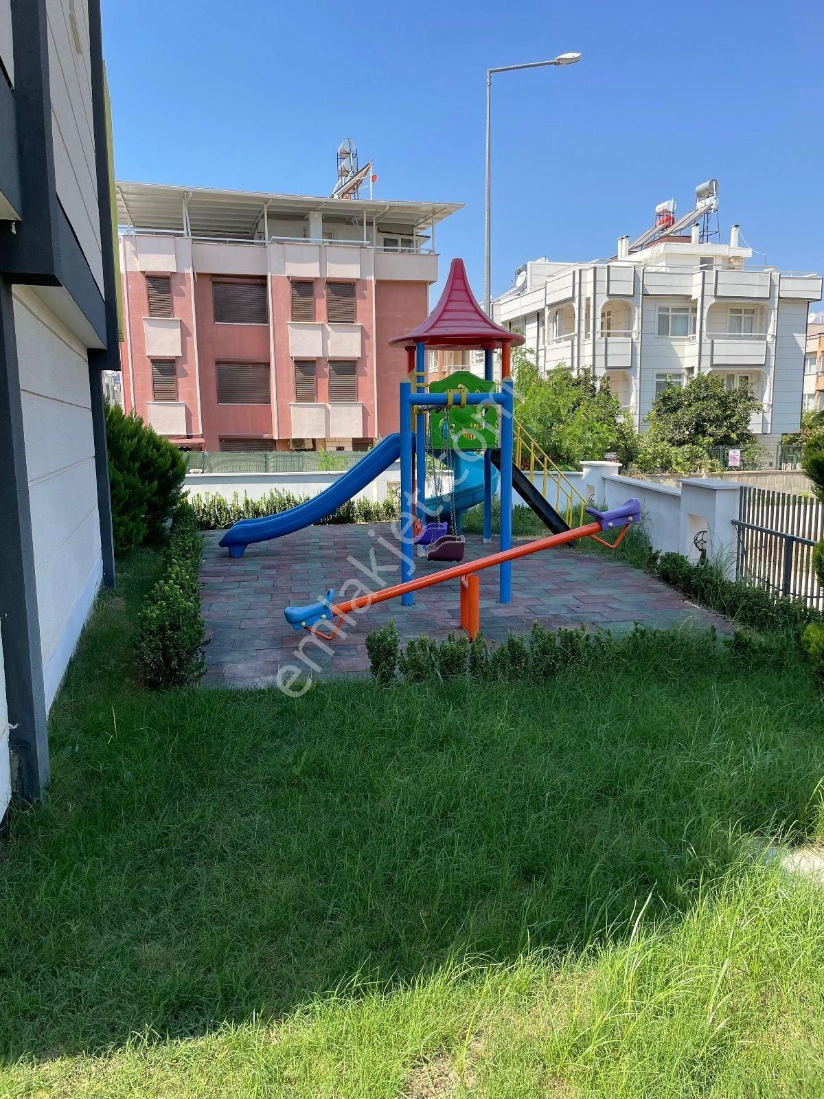 Güzeloba'da 3+1 Residance İçinde Lüks Eşyalı Satılık Dubleks - Görsel 28