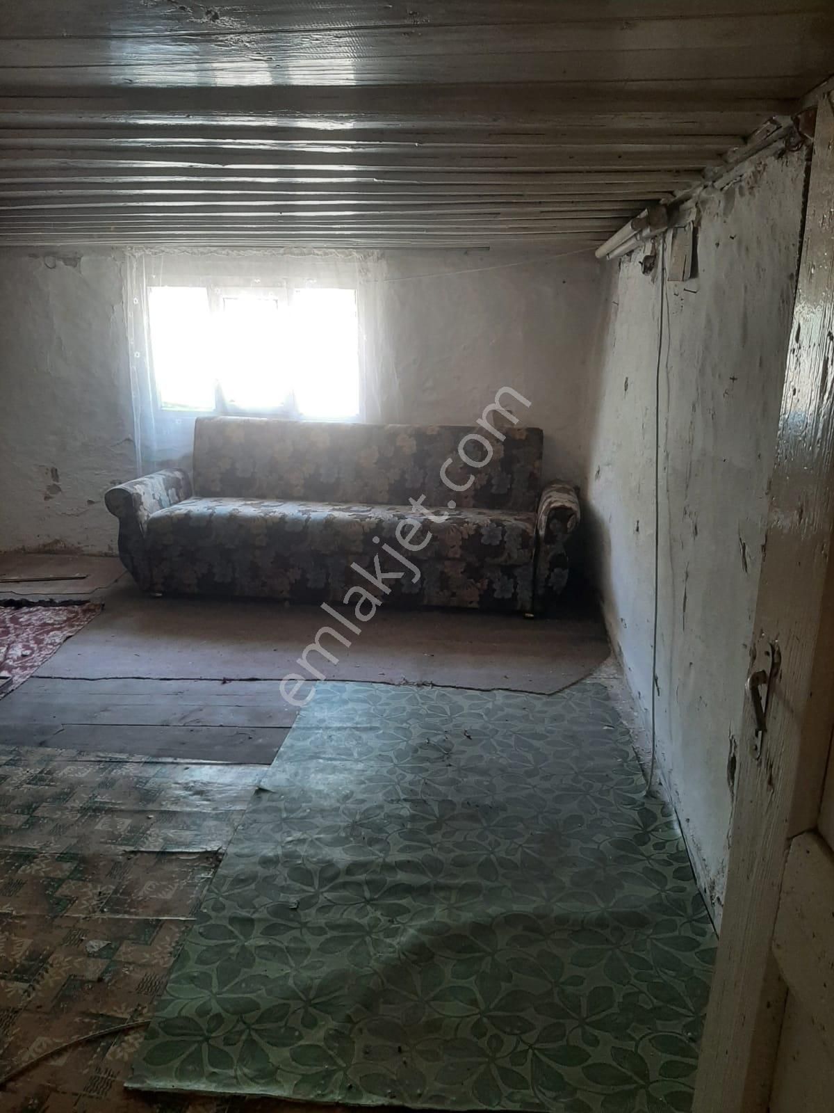 Mudurnu Hızırfakı Mh.de Müstakil 2 Katlı Ahşap Ev - Görsel 25