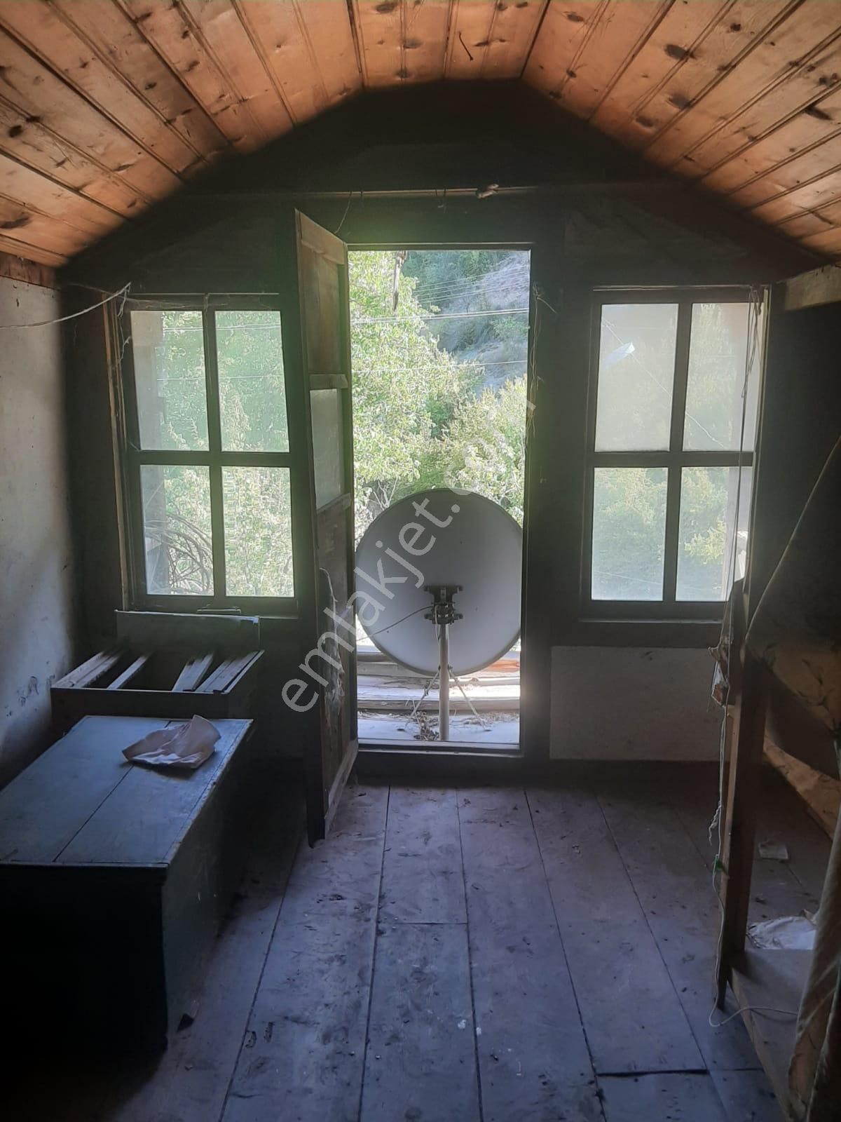 Mudurnu Hızırfakı Mh.de Müstakil 2 Katlı Ahşap Ev - Görsel 28