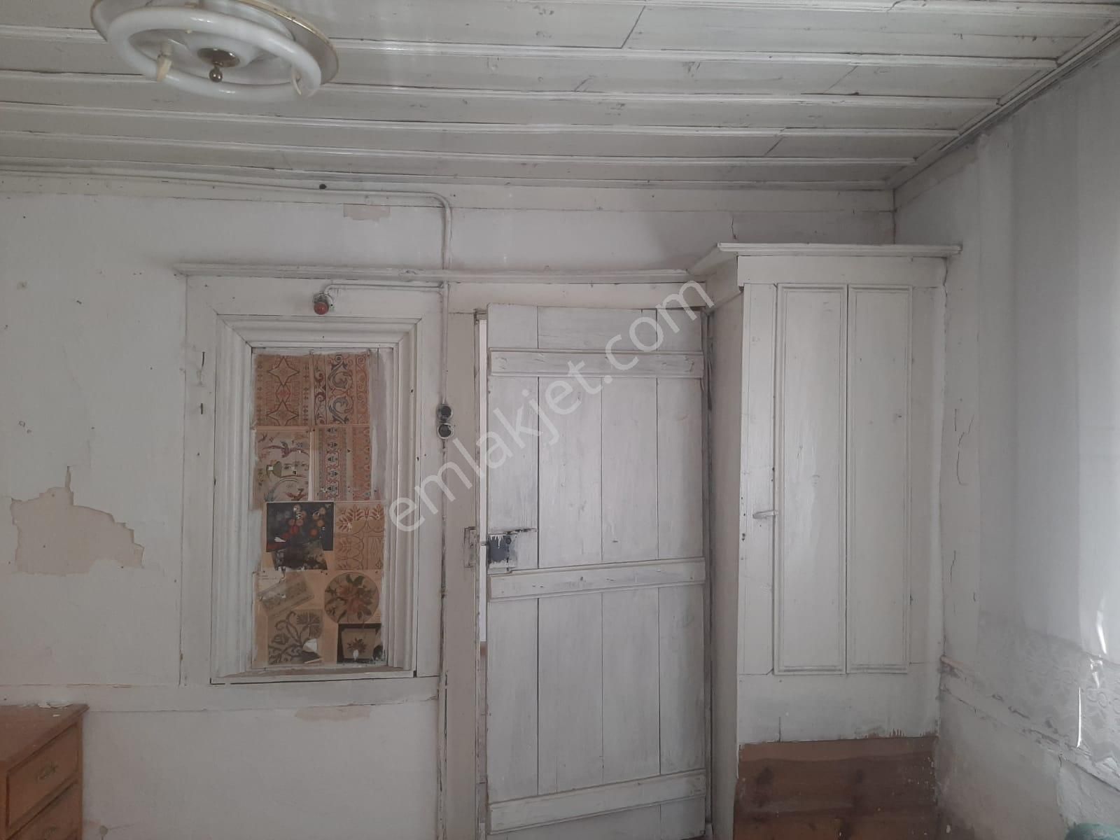 Mudurnu Hızırfakı Mh.de Müstakil 2 Katlı Ahşap Ev - Görsel 19