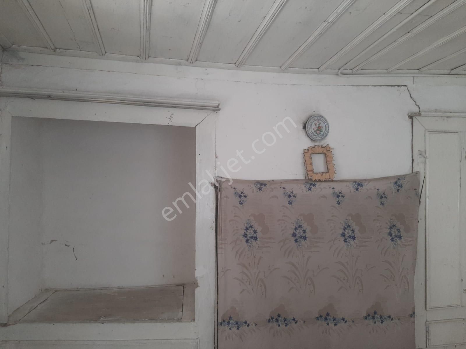 Mudurnu Hızırfakı Mh.de Müstakil 2 Katlı Ahşap Ev - Görsel 20