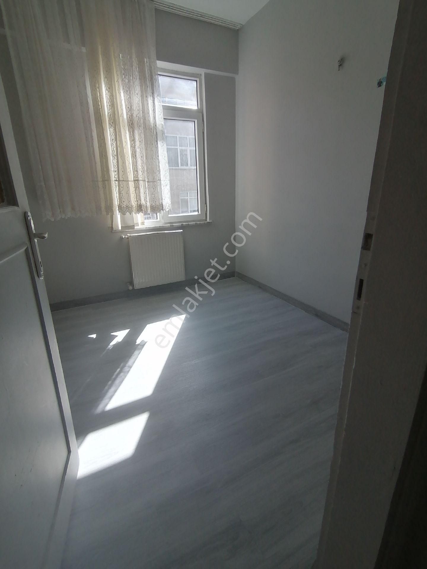 Ümraniye Tepeüstü Metro Lar Yürüme Mesafesi 1.kat Balkon 3+1 135 Metre Kiralık Daire Ev Ulaşım Cd. - Görsel 14