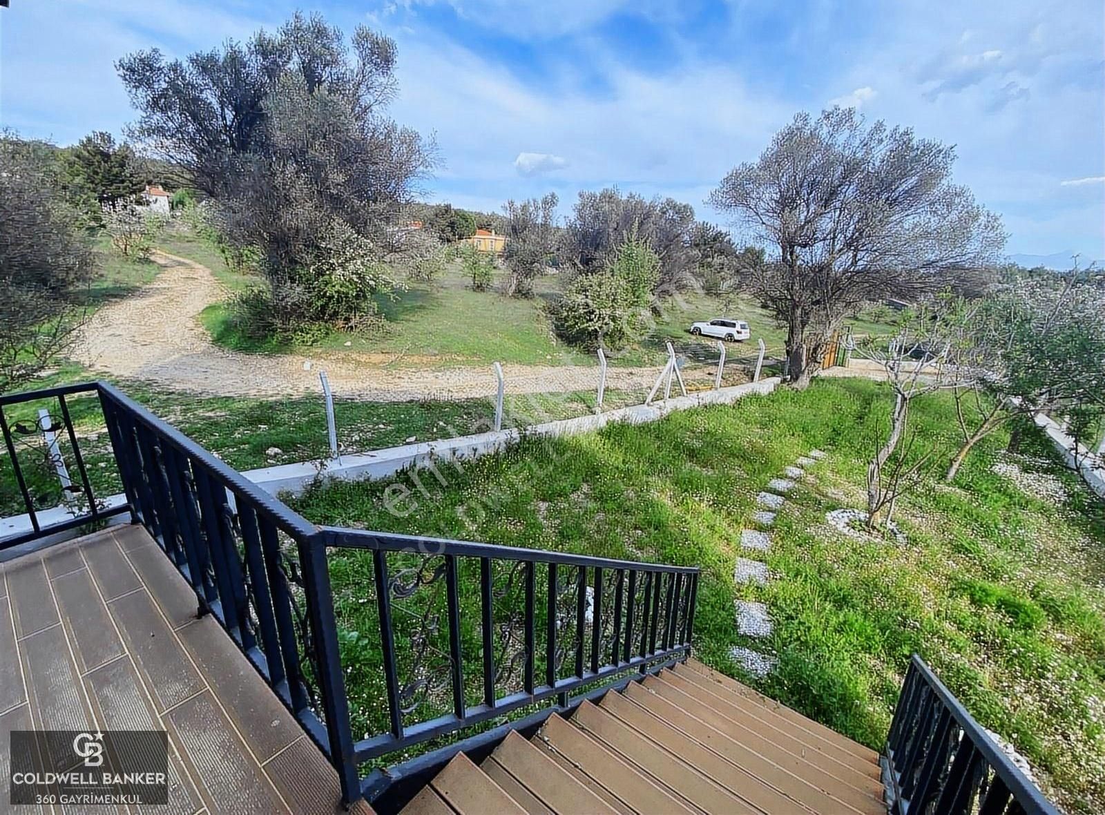 Bornova Yakaköy 2+1 Özel Yapım Sıfır Tek Tapu Müstakil Ev - Görsel 15