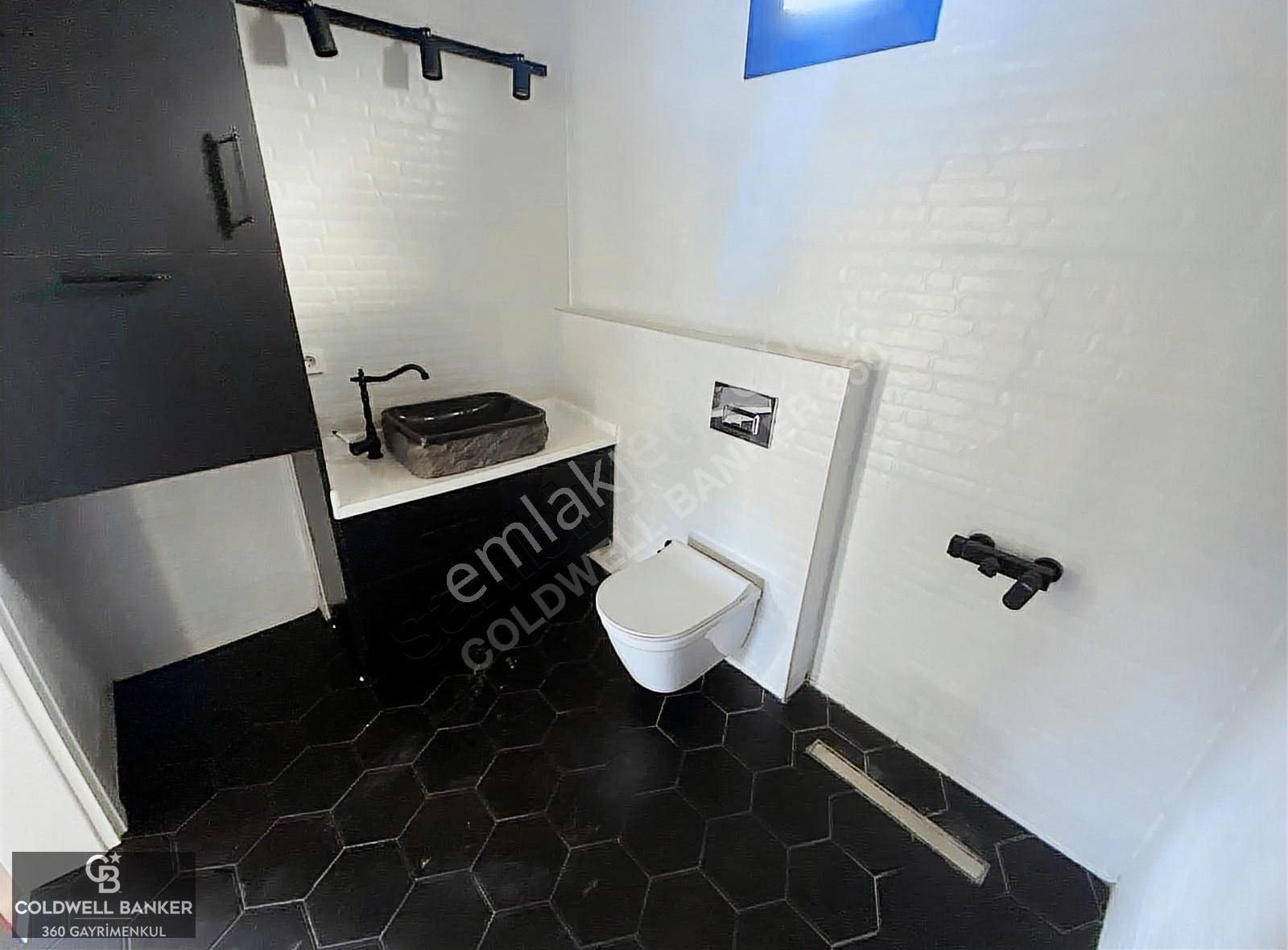 Bornova Yakaköy 2+1 Özel Yapım Sıfır Tek Tapu Müstakil Ev - Görsel 16