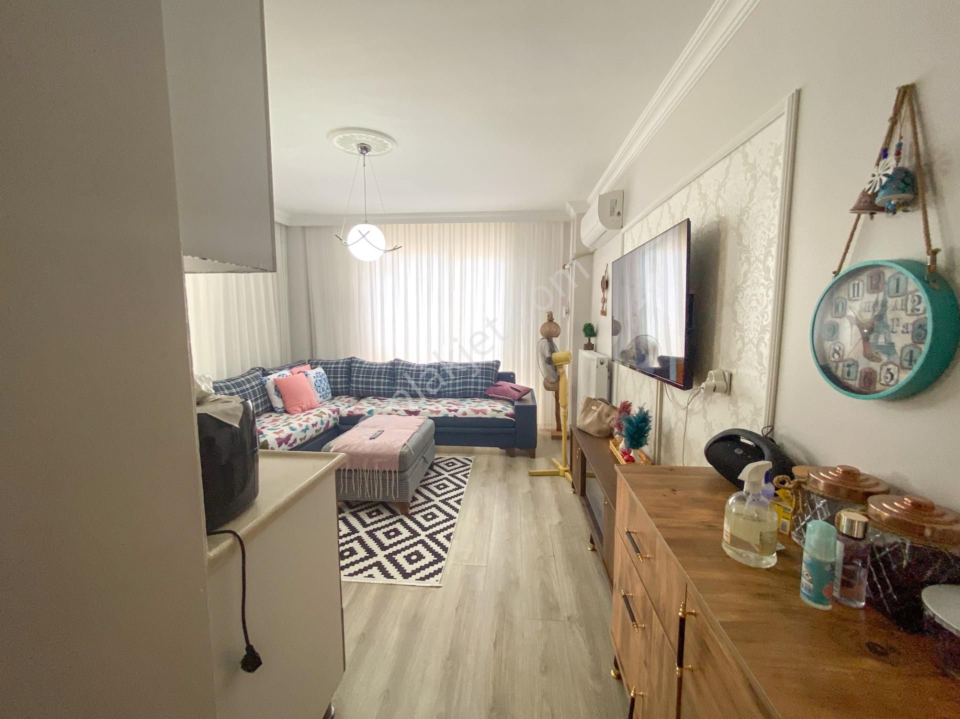 Kumbağ'da Merkezi Konumda Asansörlü İskanlı Satılık 2+1 Daire - Görsel 8