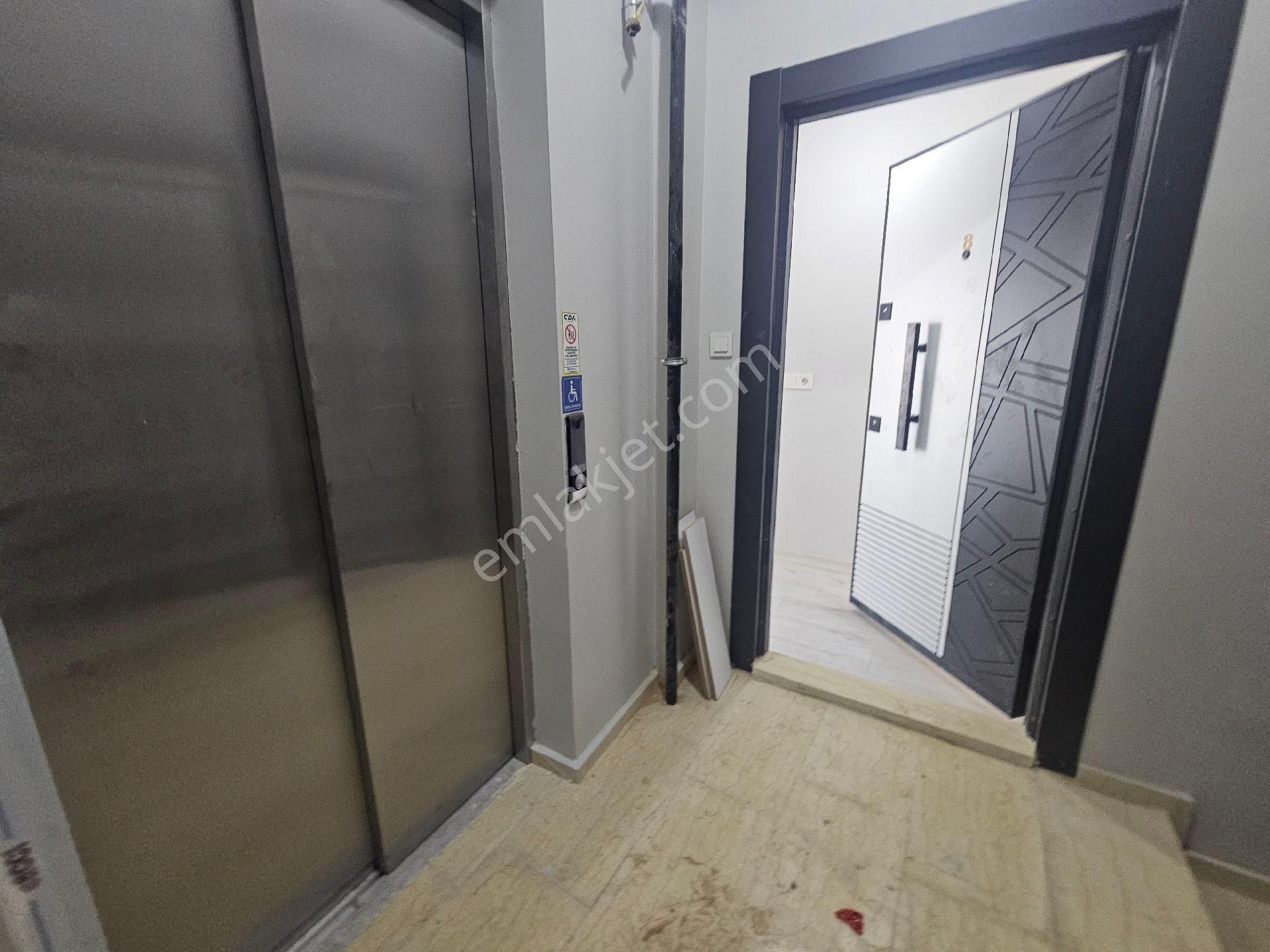 Avcılar Merkez'de 4+1 Sıfır Dubleks Daire - Görsel 14