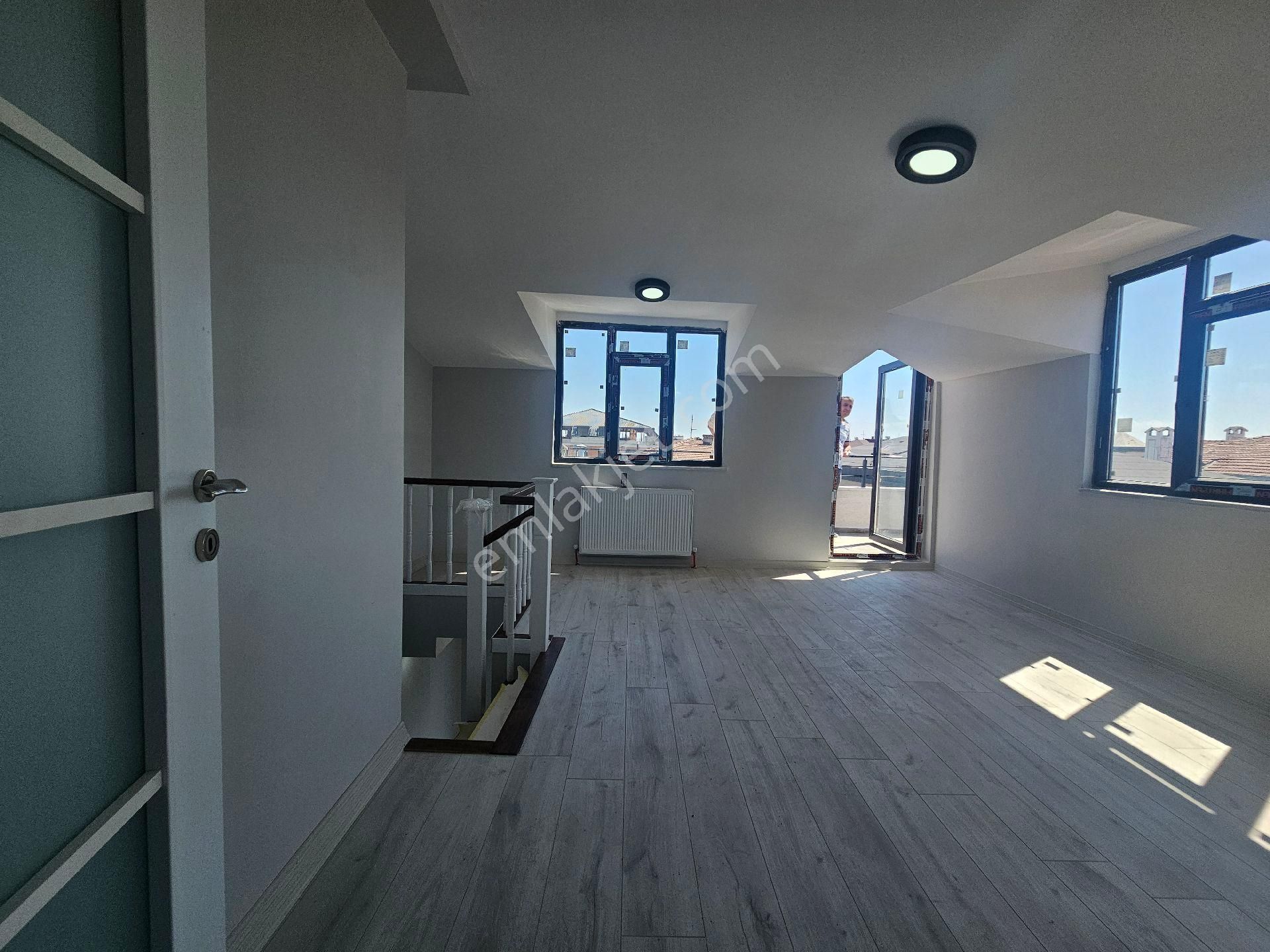 Avcılar Merkez'de 4+1 Sıfır Dubleks Daire - Görsel 20