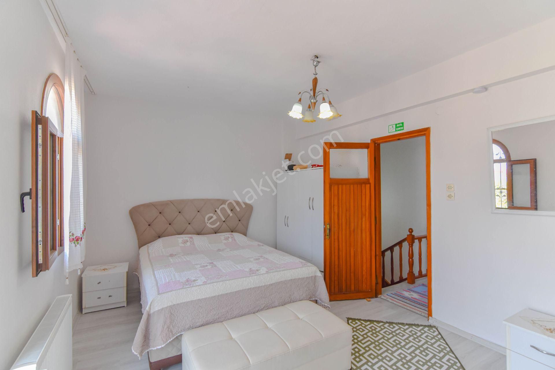 Kuşadası Kadınlar Denizi Huzur 2 Sitesi'nde Kiralık Villa - Görsel 18